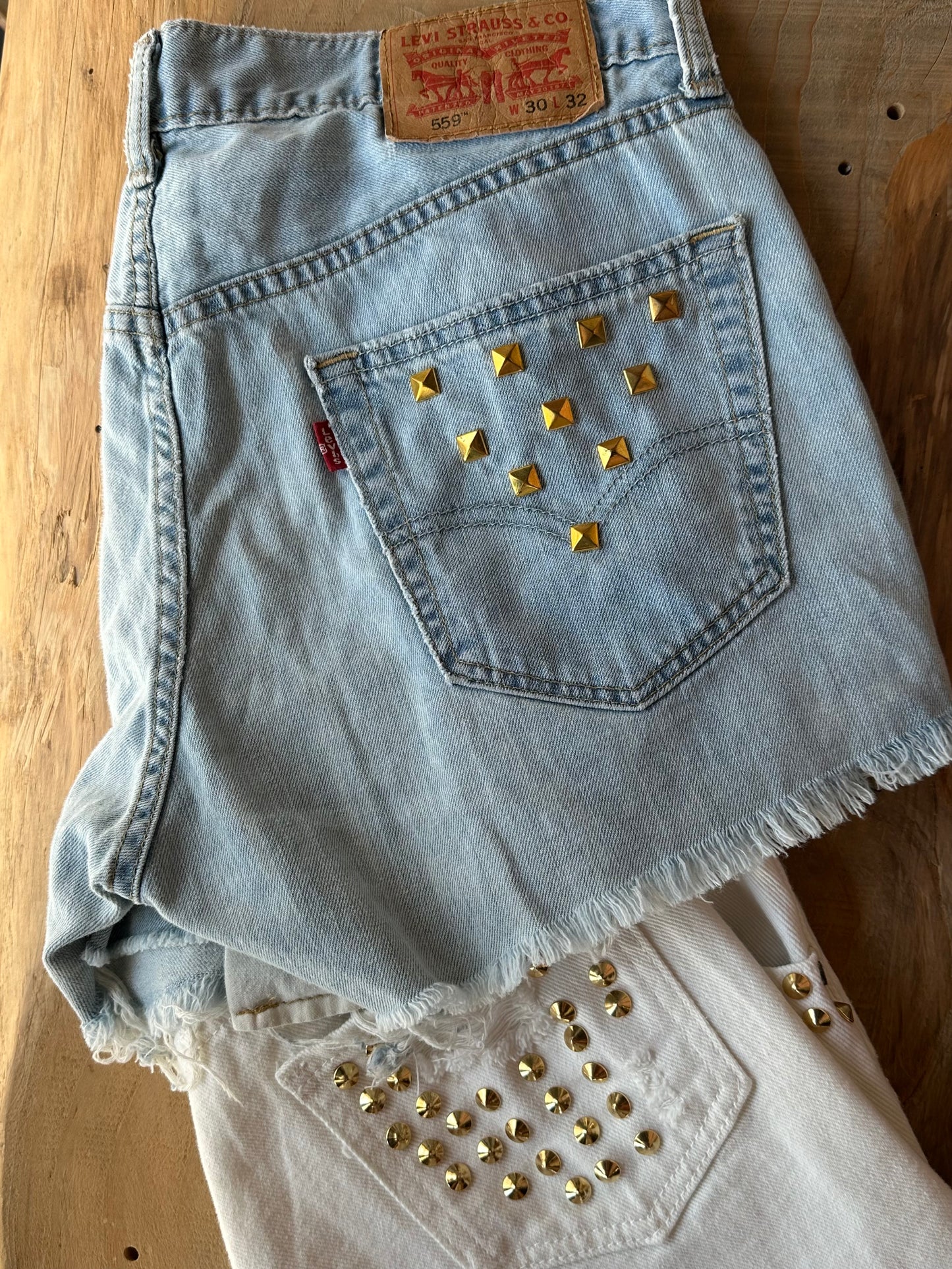 Levi’s Vintage STUDS