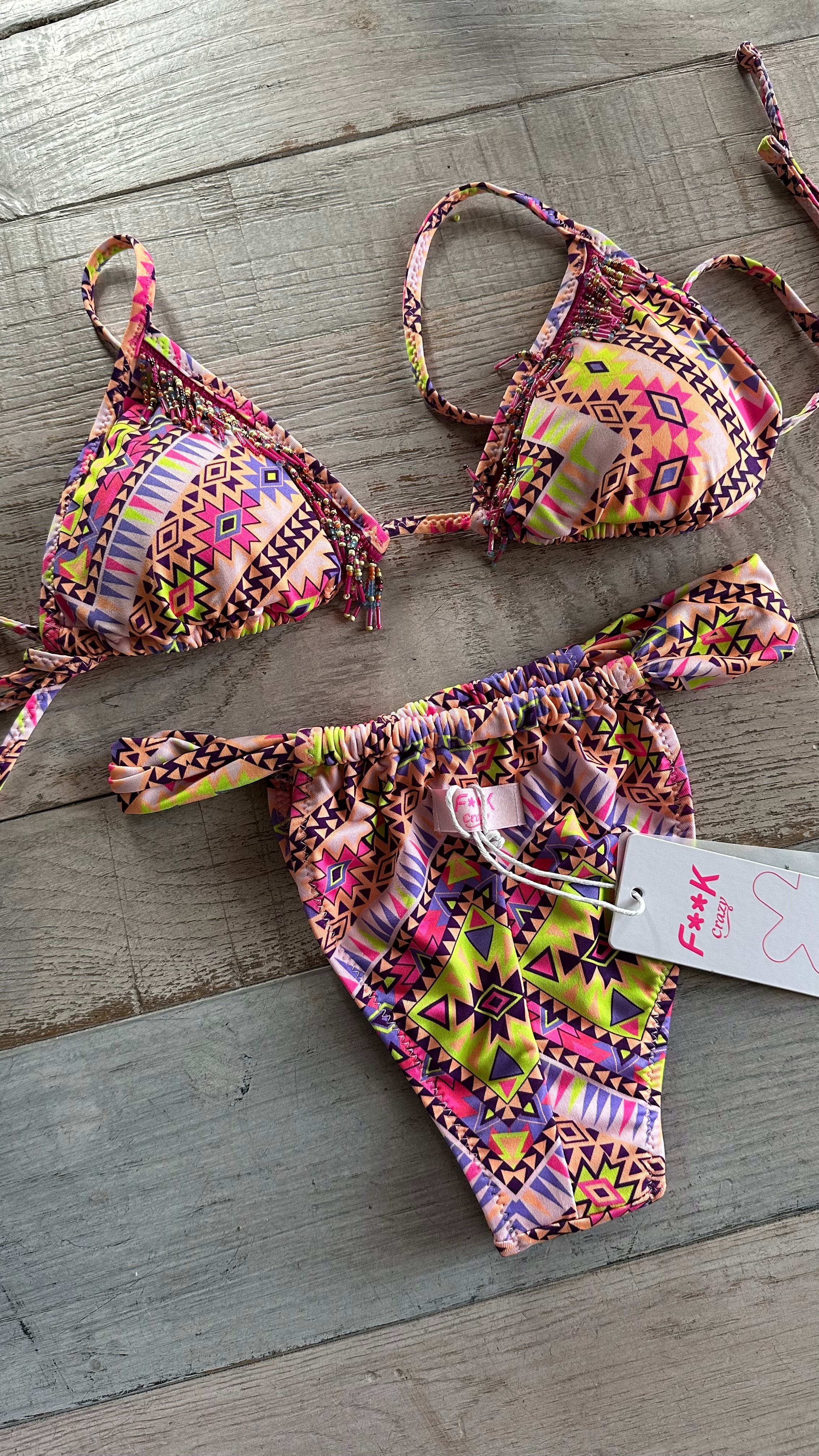 Triangolo Azteco Multicolor con Perline Rosa