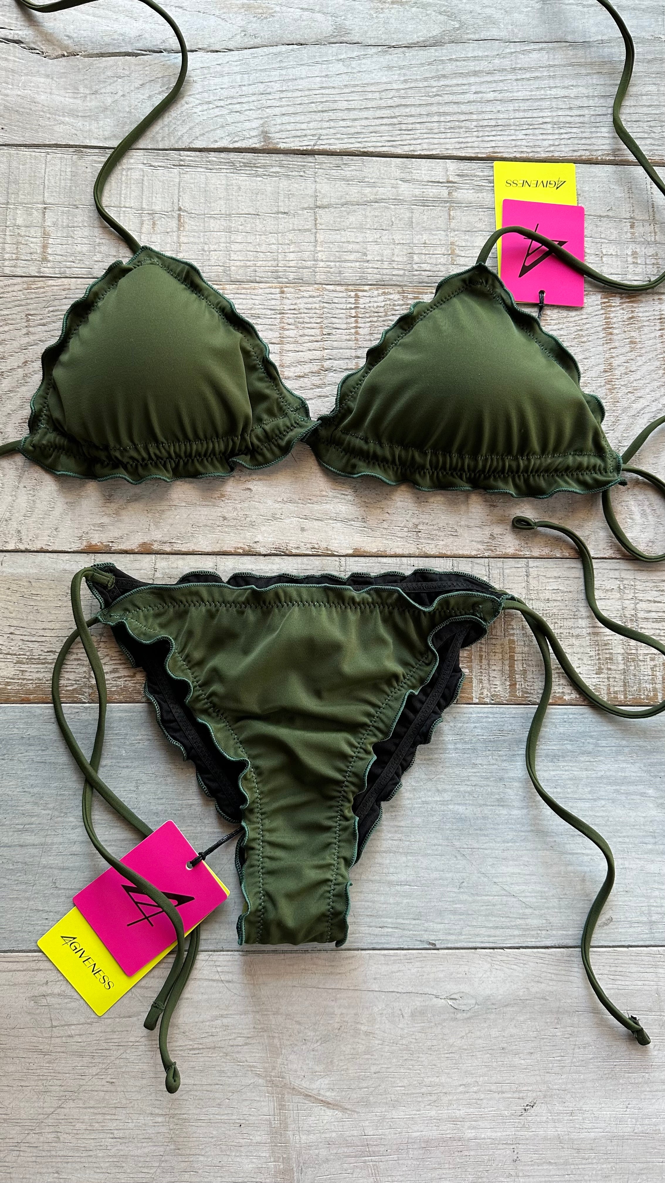 Triangolo Sbambolato Frou Frou Verde