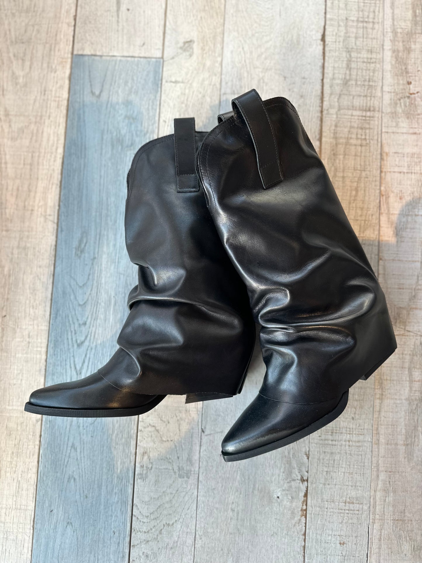 Texano in vitello nero