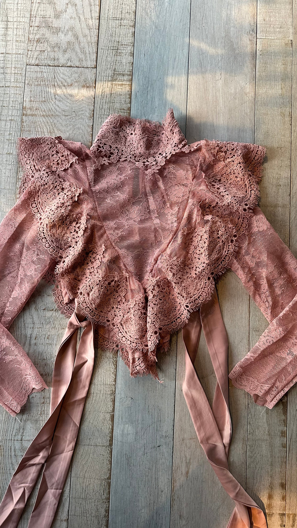 Camicia Top in Pizzo Rosa Antico « Concubine »