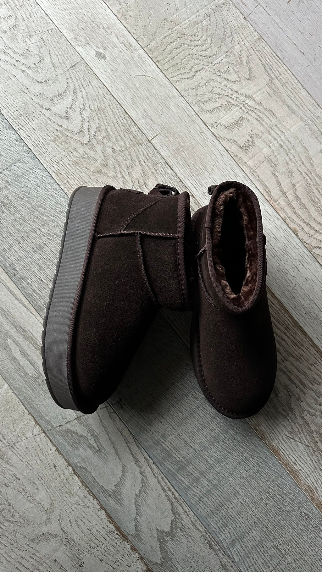 Stivaletto Scamosciato Platform Testa di Moro