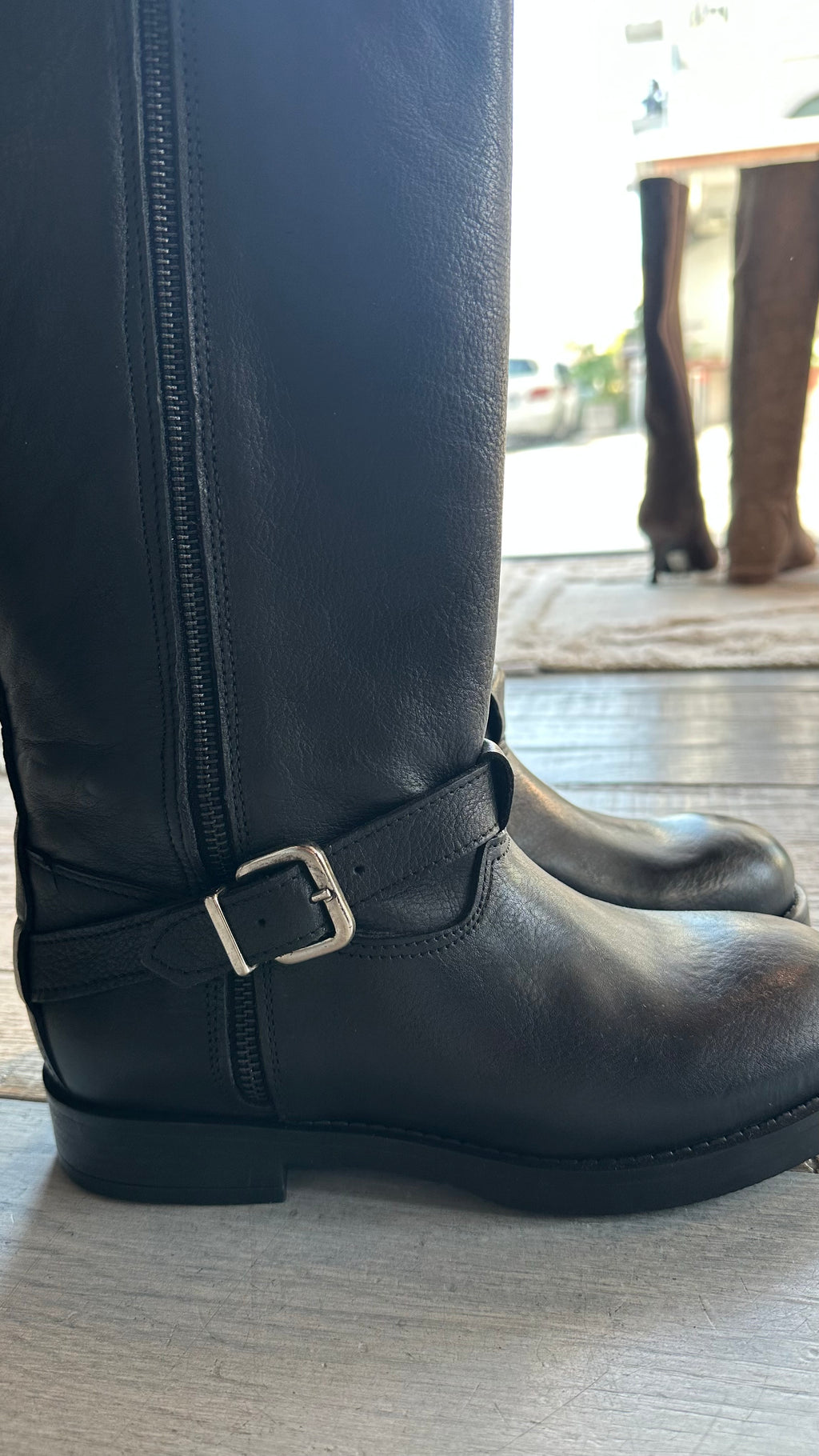 Stivale Biker in pelle Martellata con Zip laterale