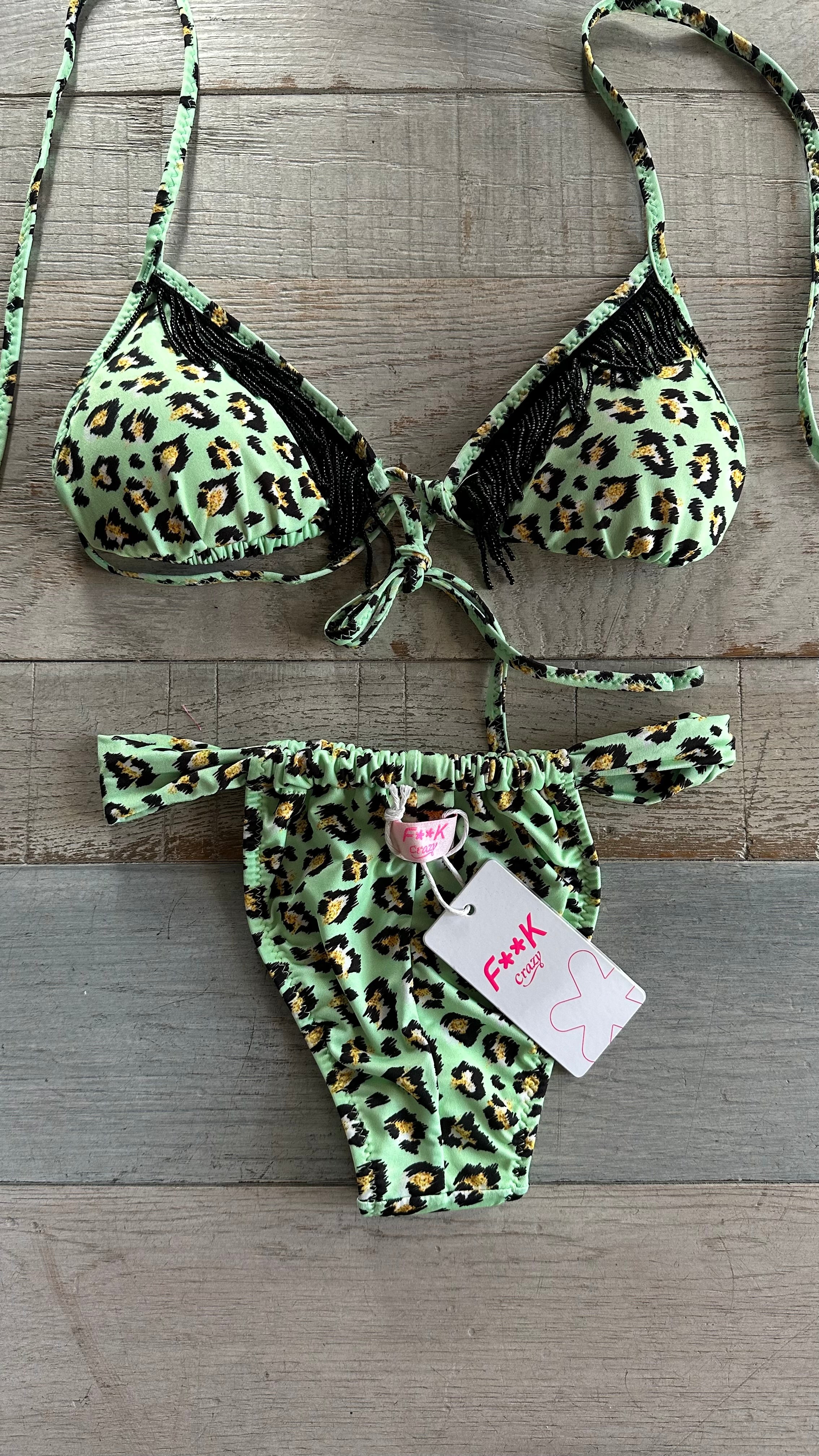 Triangolo Leopardato Verde con Perline Nere