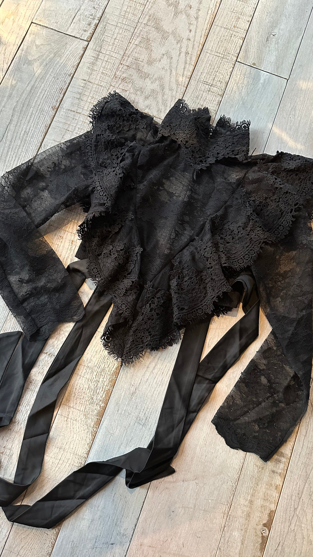 Camicia Top in Pizzo Nero « Concubine »