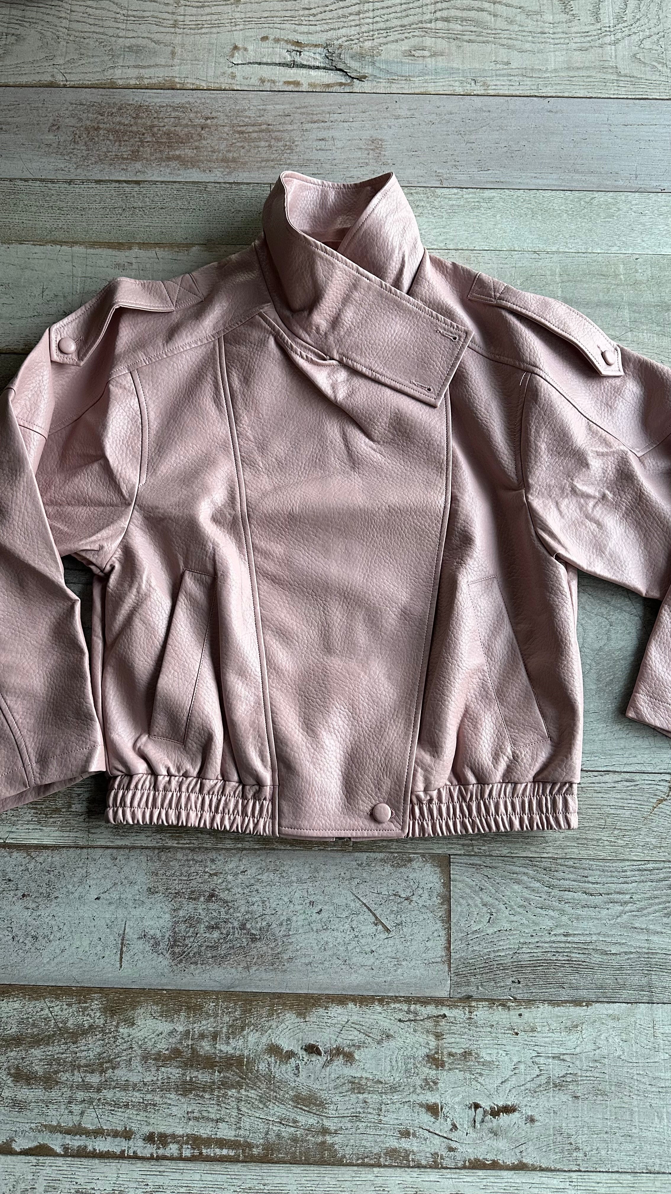 Giacca Chiodo Rosa con Bottoni