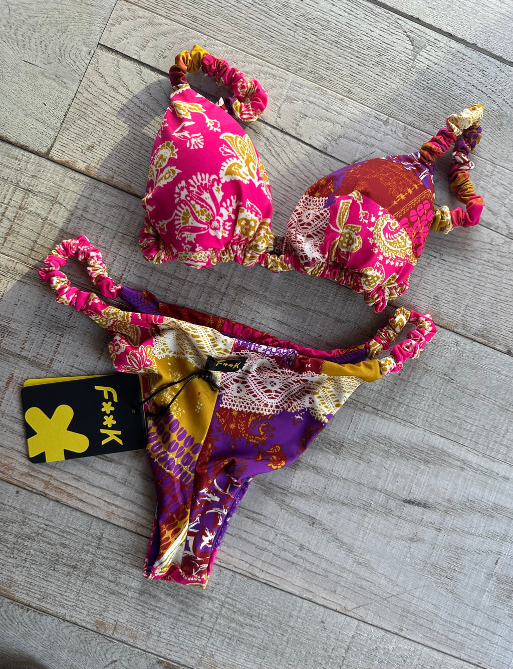 Triangolo Multicolor con spalline arricciate