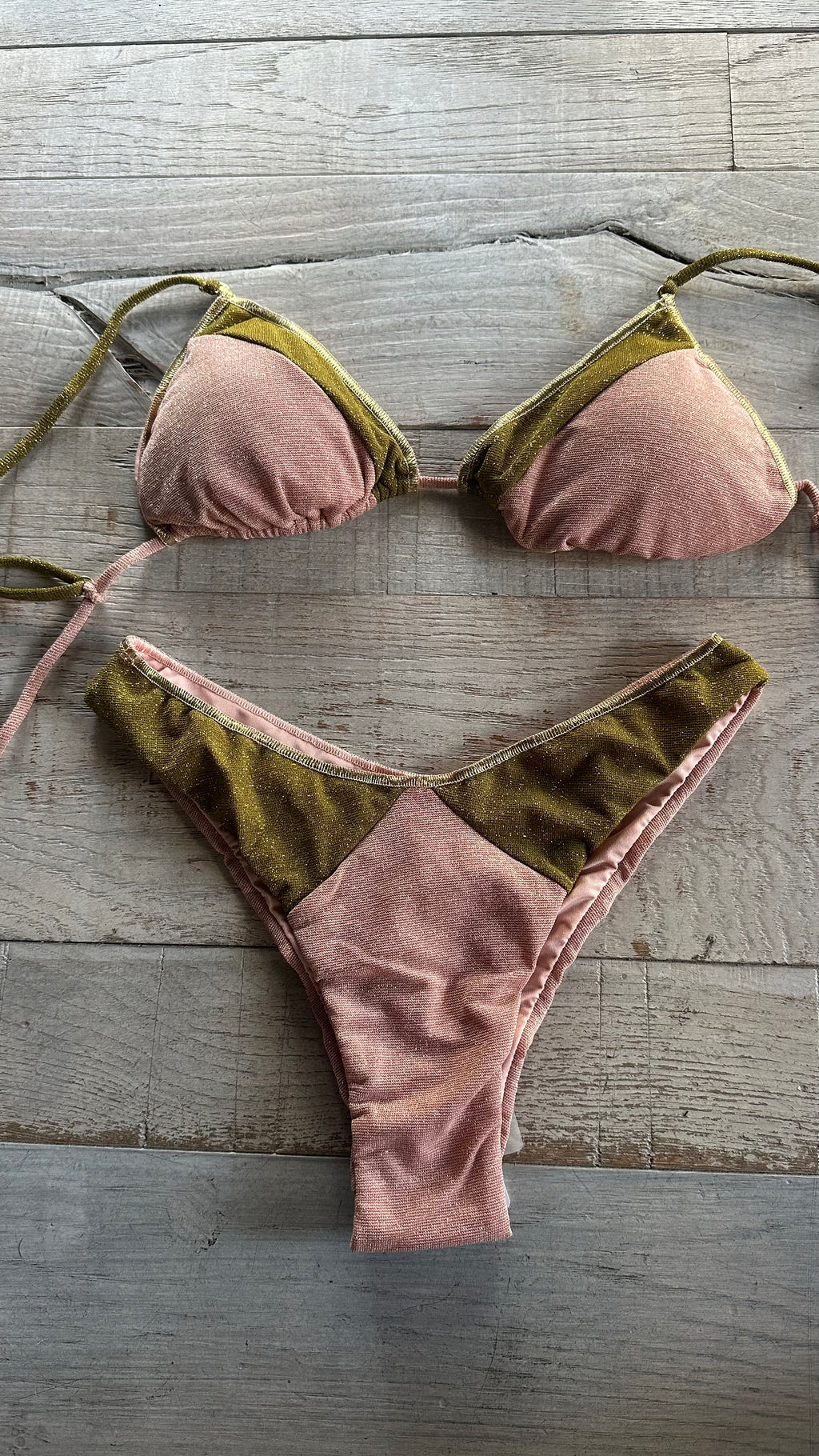 Triangolo Lurex Rosa Cipria e verde