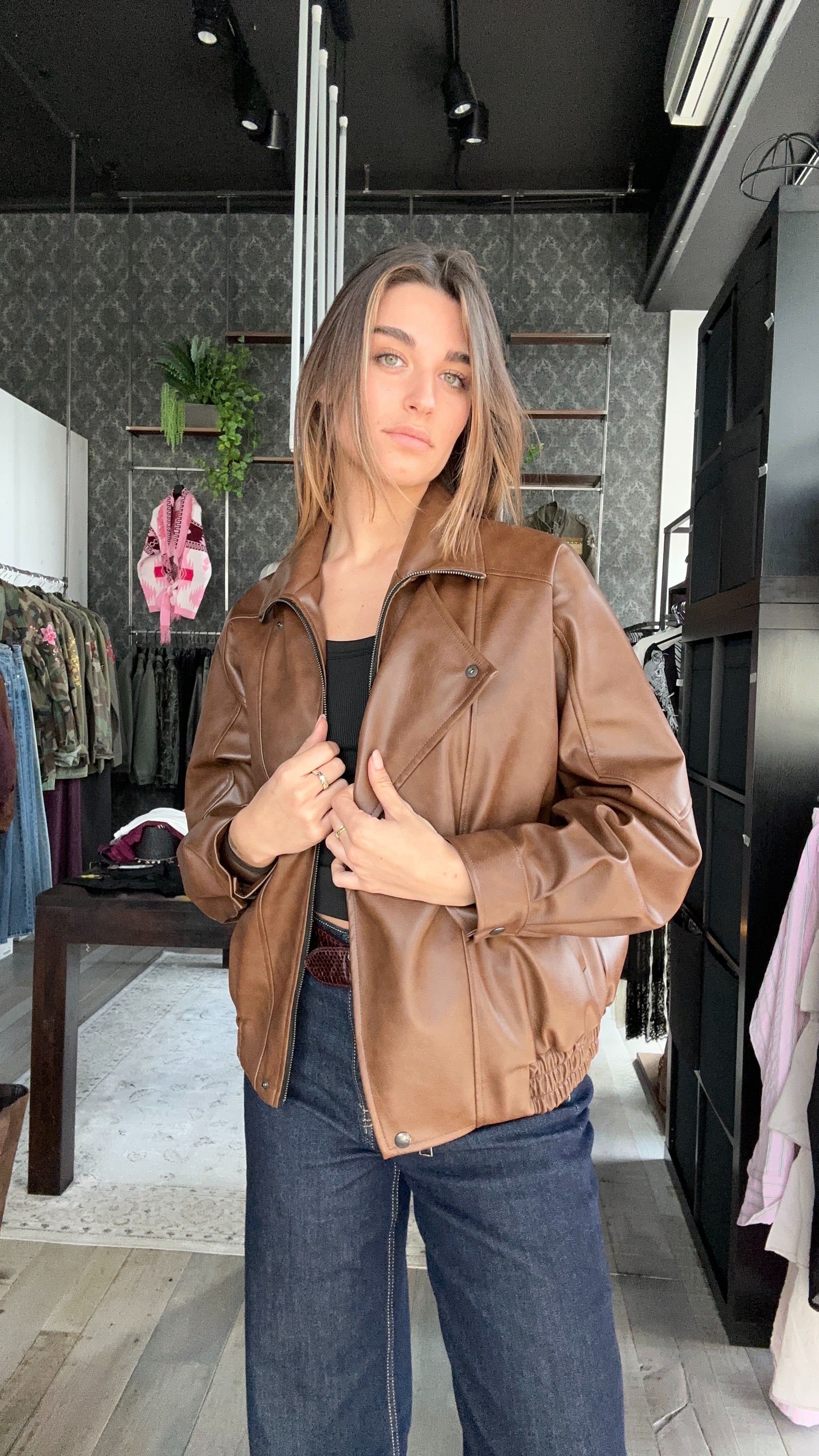 Giacca bomber in ecopelle color brandy
