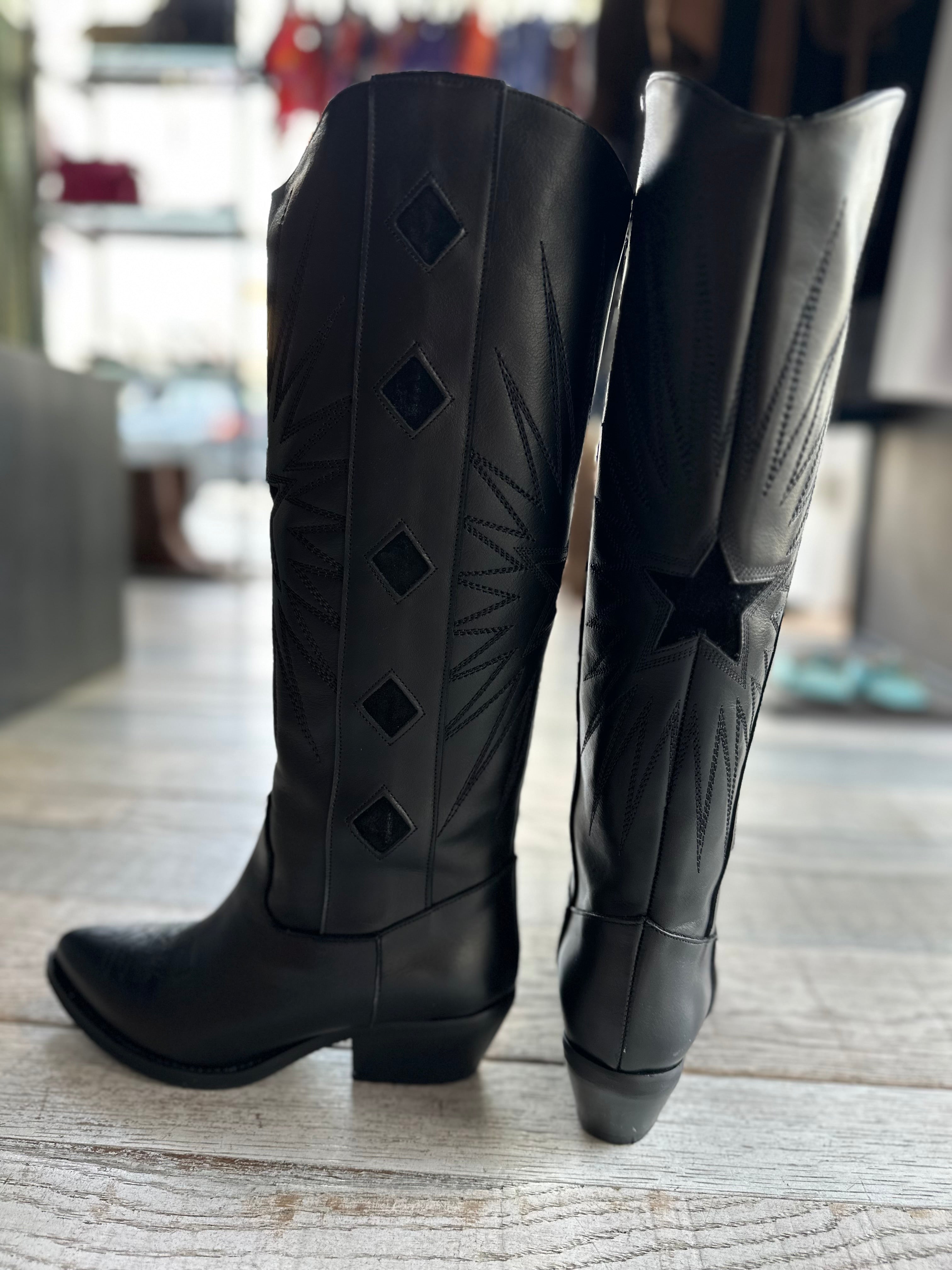 Texano Stella in pelle lucida