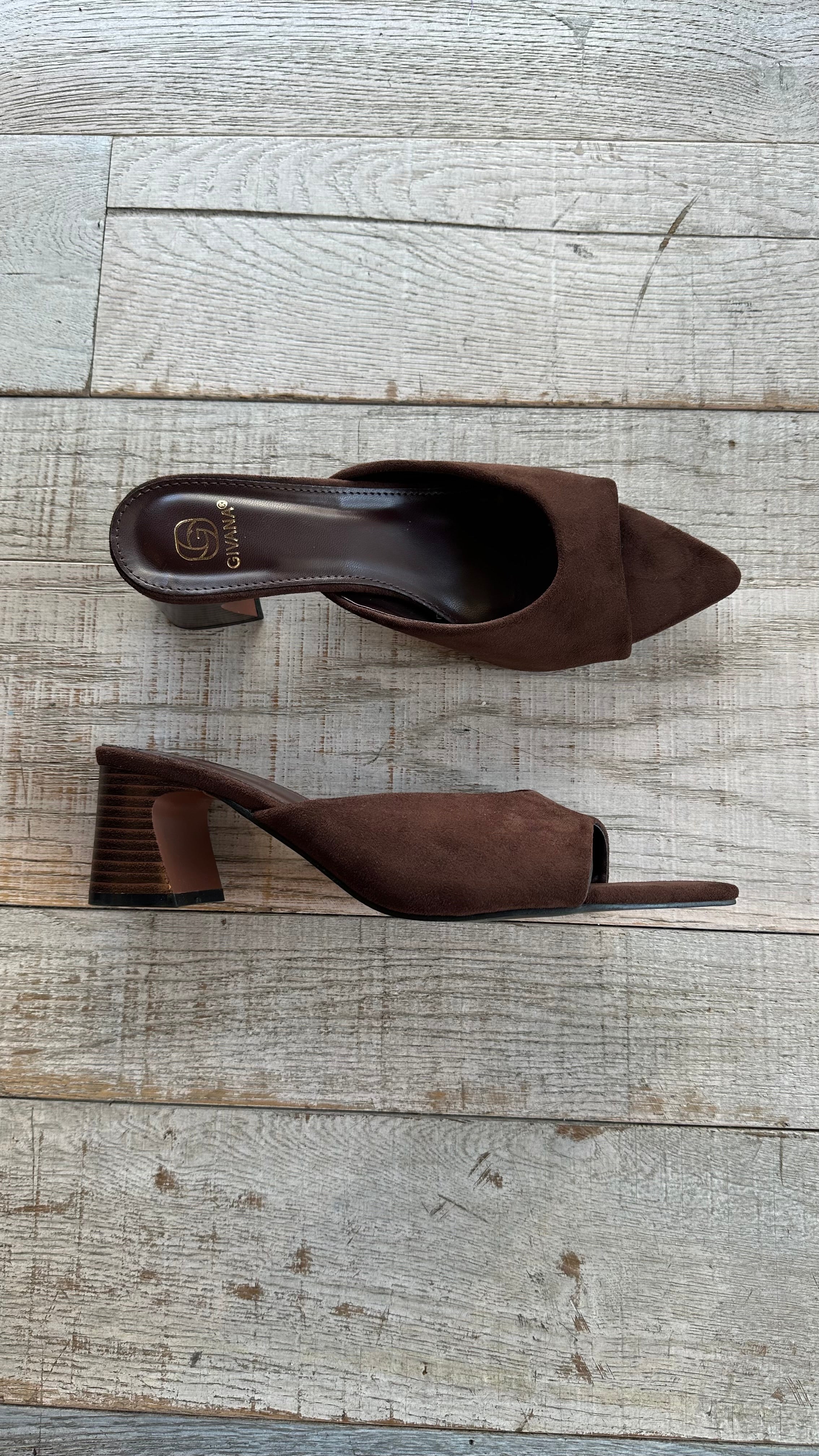 Sandalo Mule Scamosciato marrone con Tacco