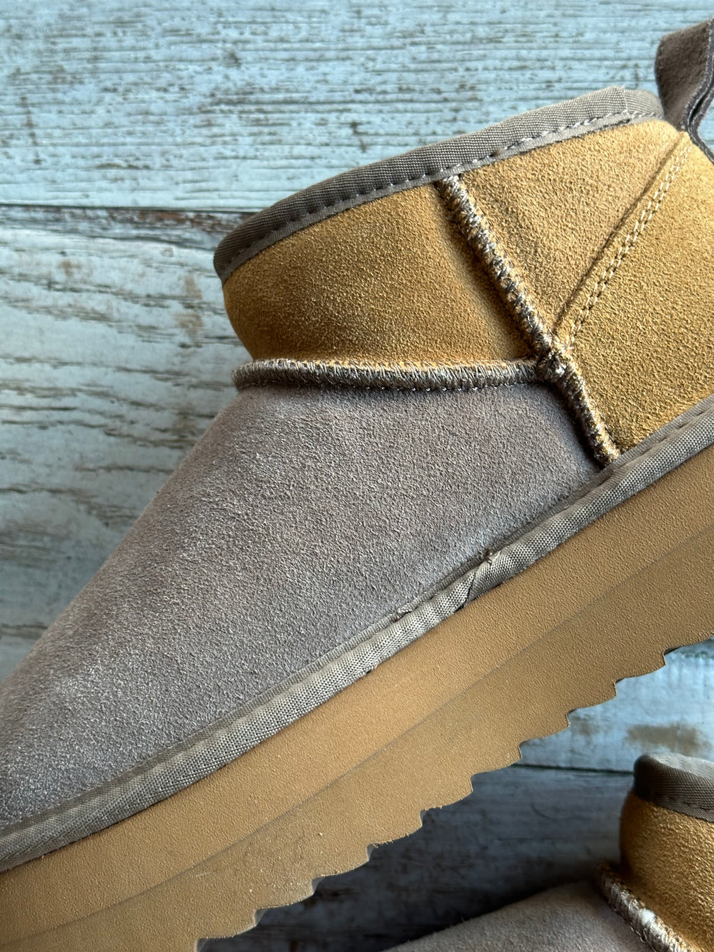 stivaletto scamosciato Tricolor Platform