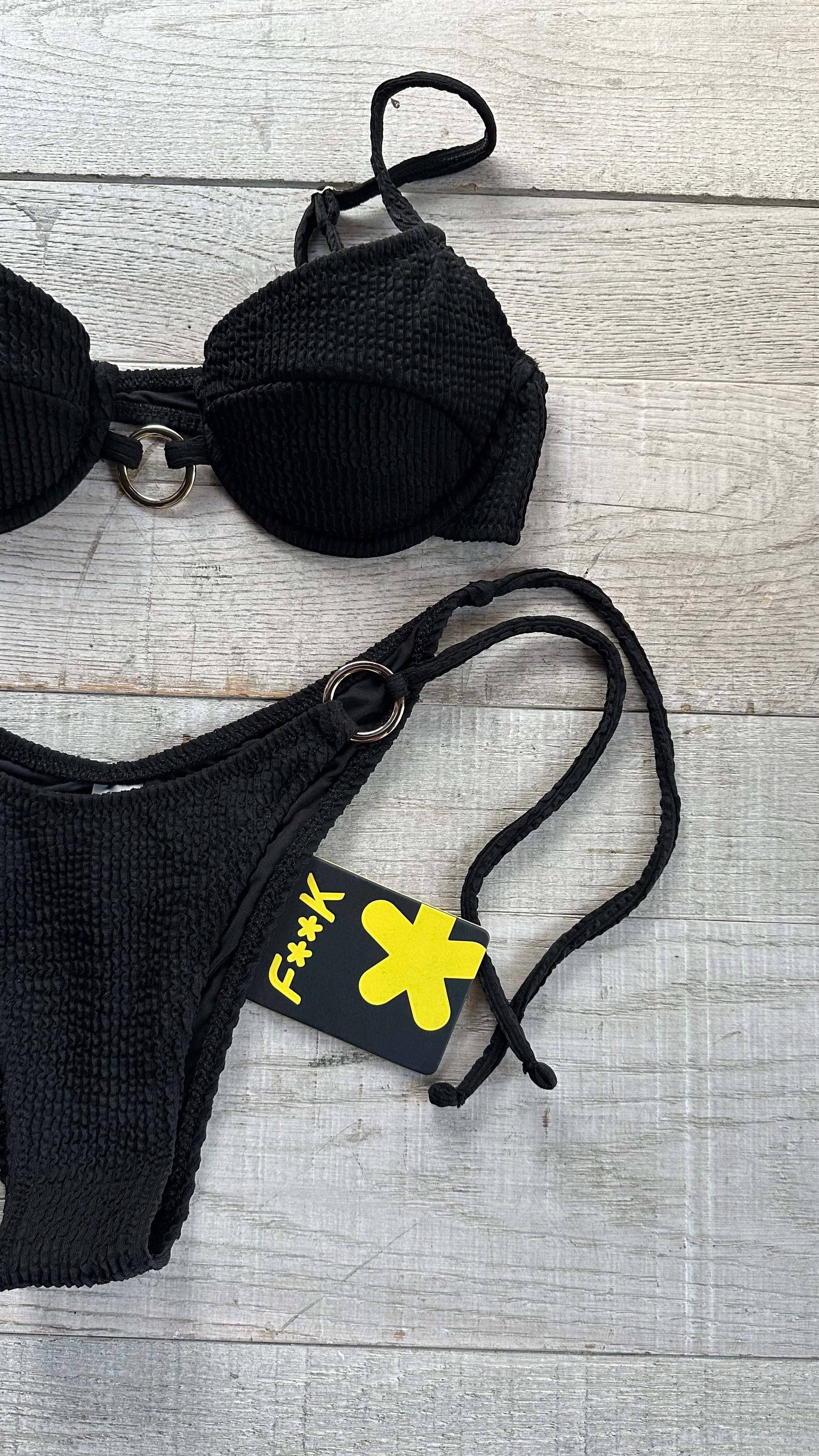 Balconcino Goffrato Nero