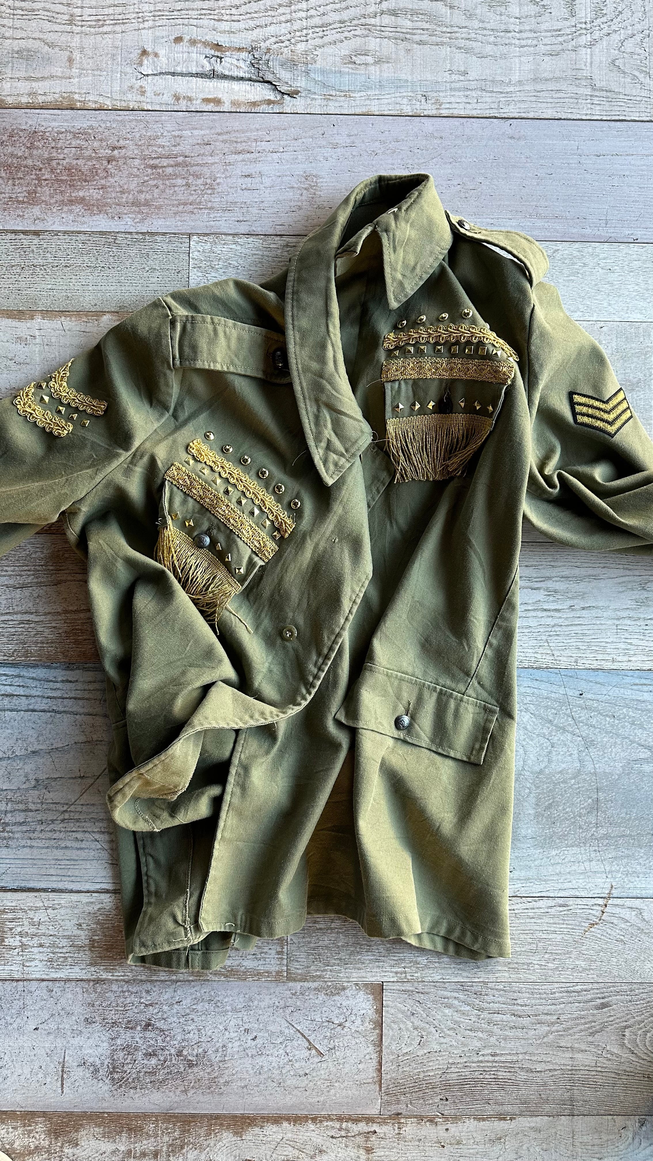 Giacca Militare “Golden Stud”