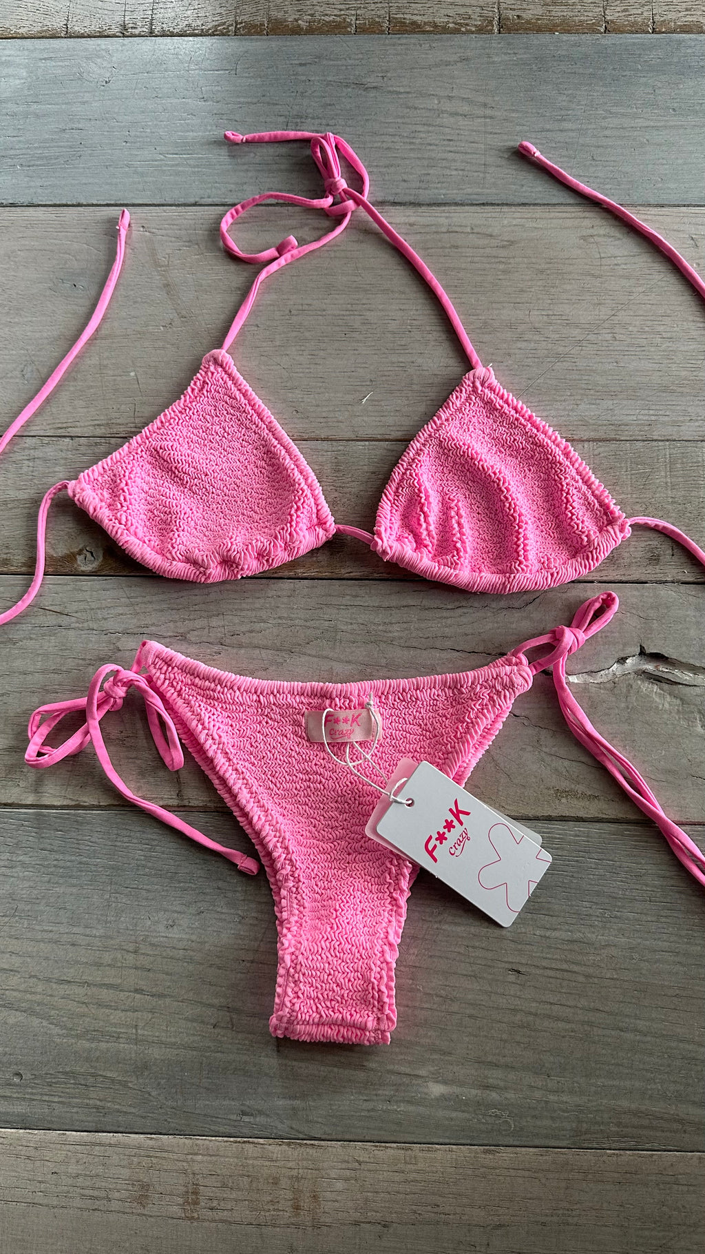 Triangolo Goffrato Rosa Fluo