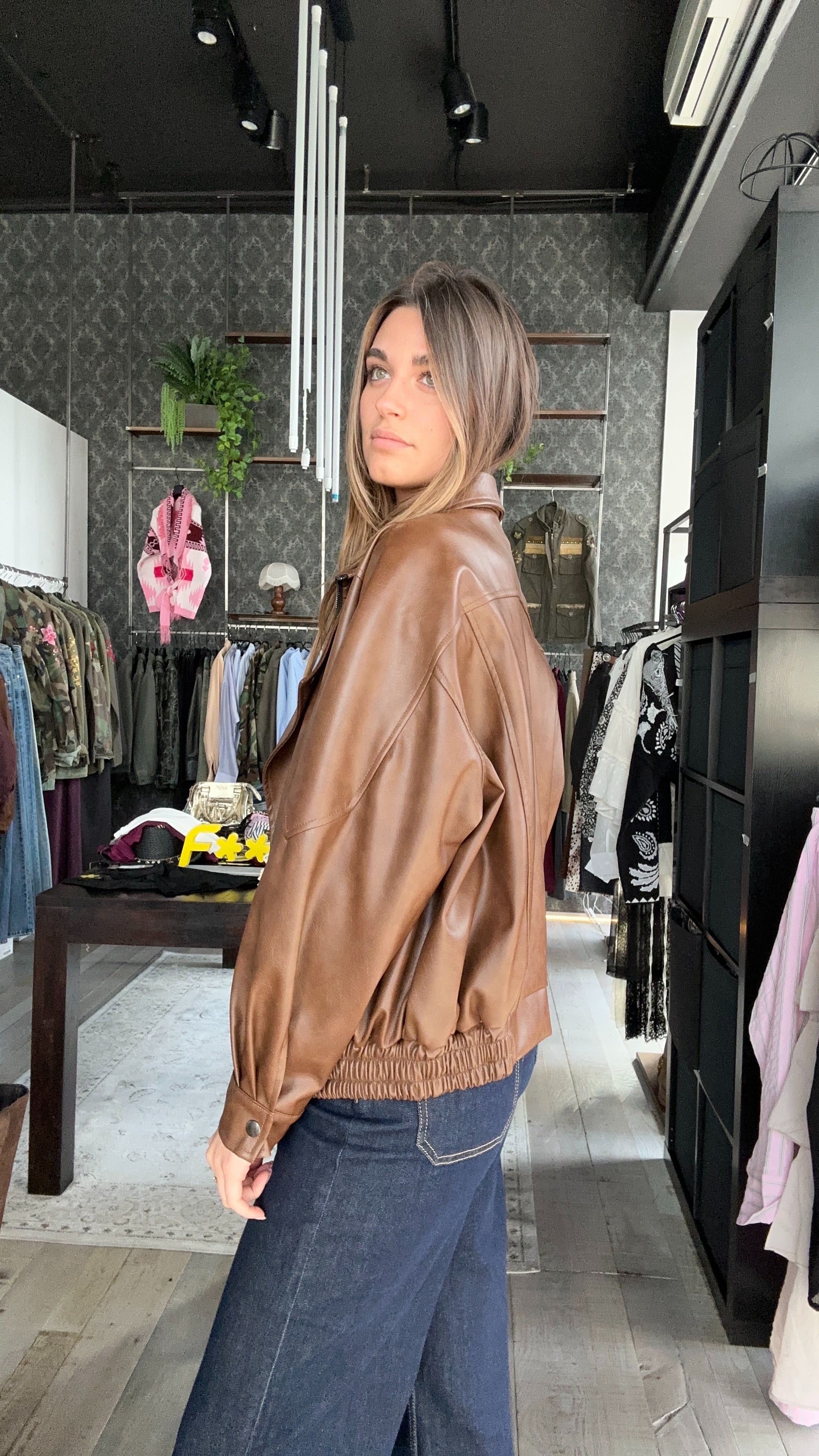 Giacca bomber in ecopelle color brandy