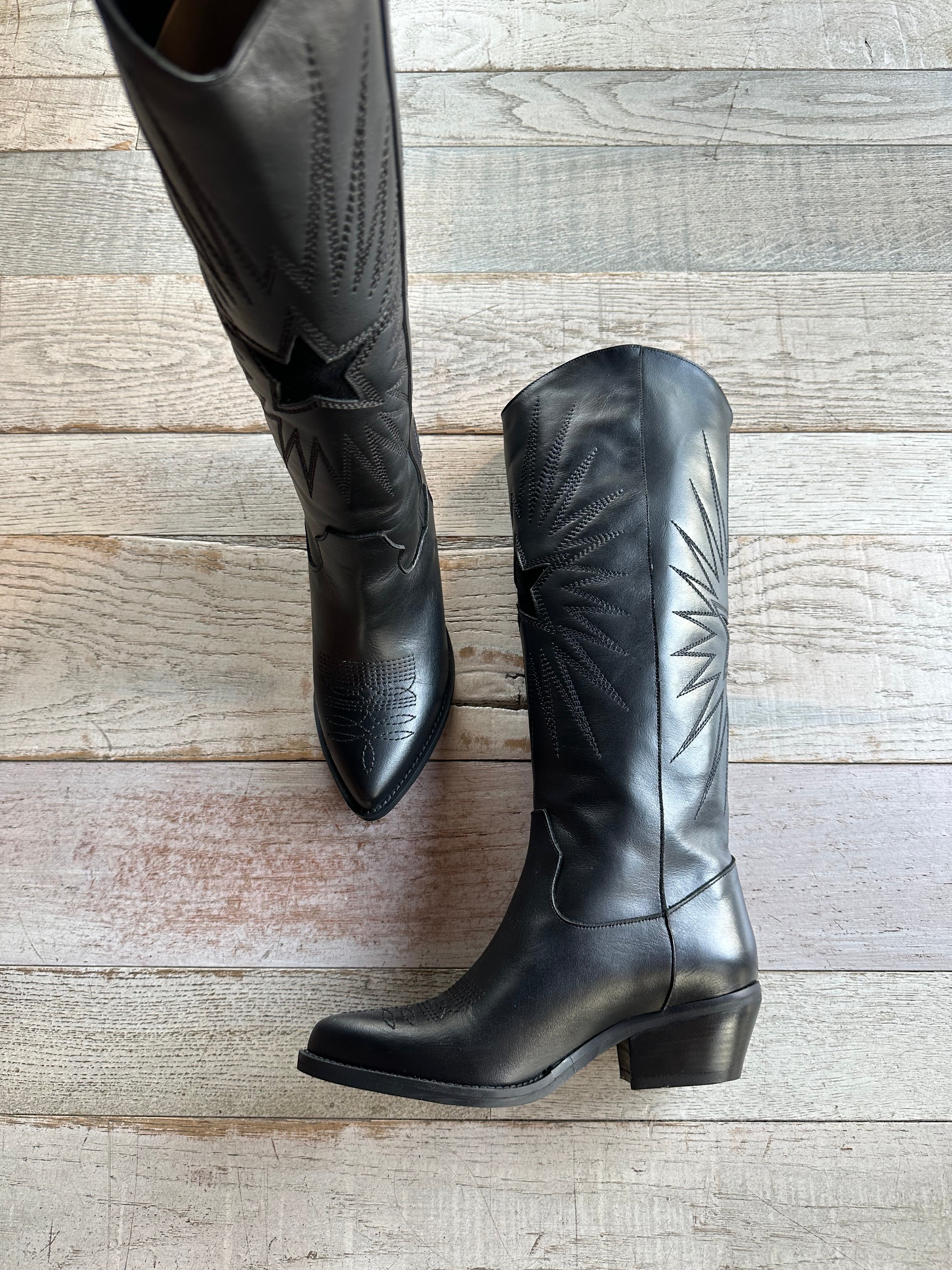 Texano Stella in pelle lucida