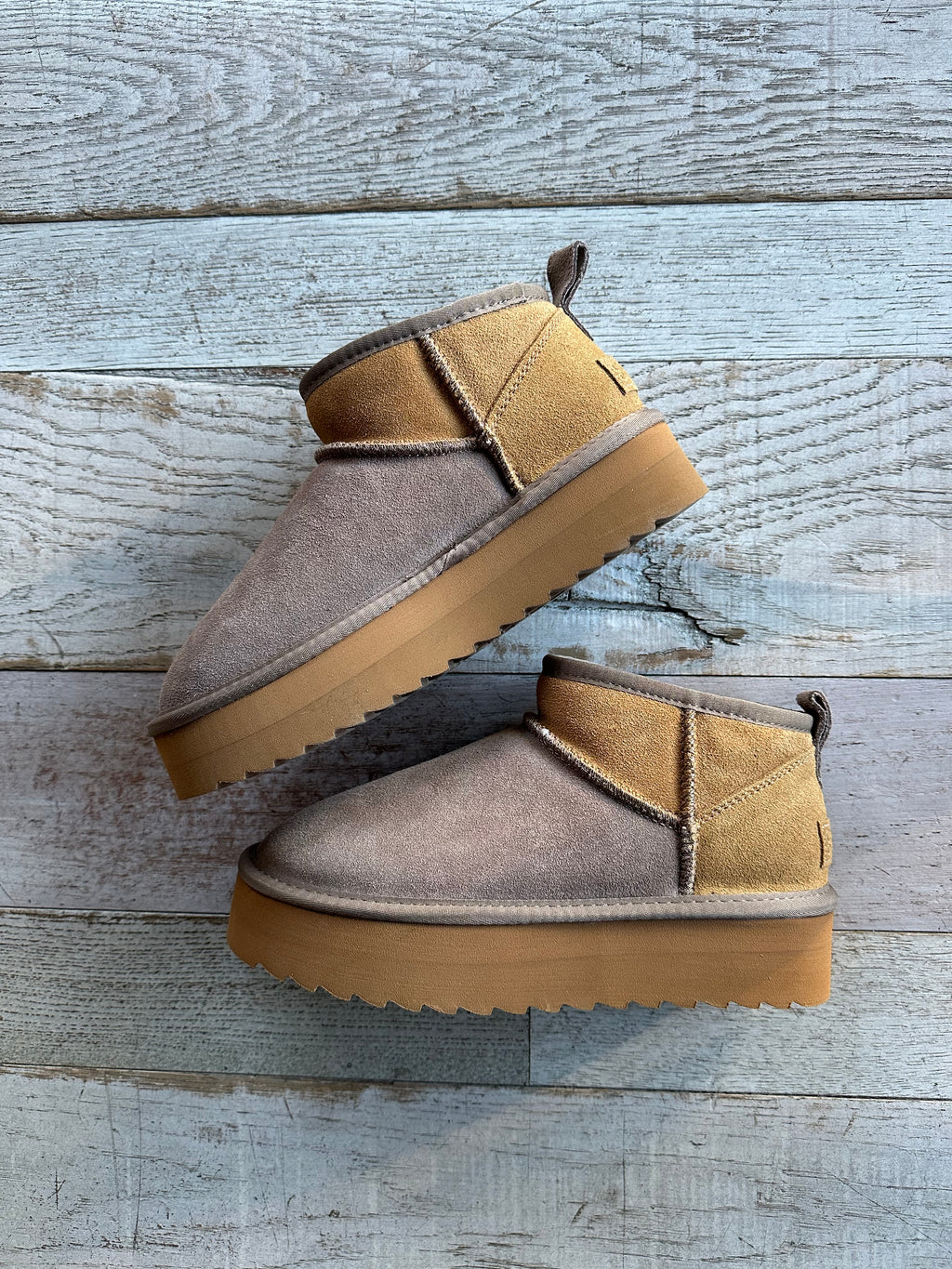 stivaletto scamosciato Tricolor Platform