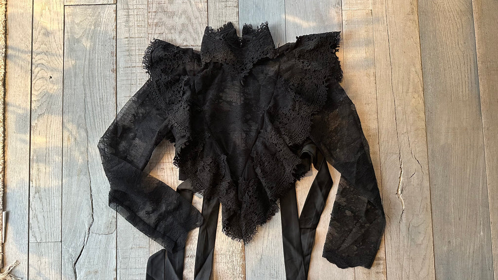 Camicia Top in Pizzo Nero « Concubine »