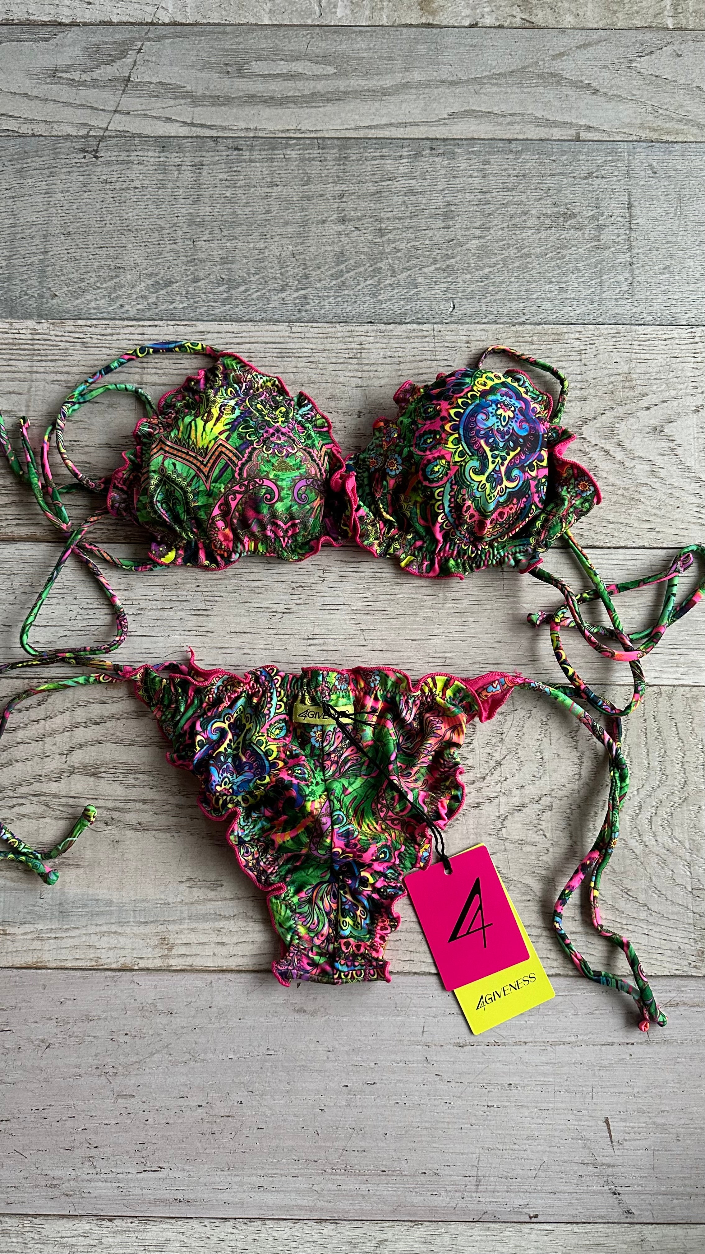 Triangolo Sbambolato Frou Frou Karma