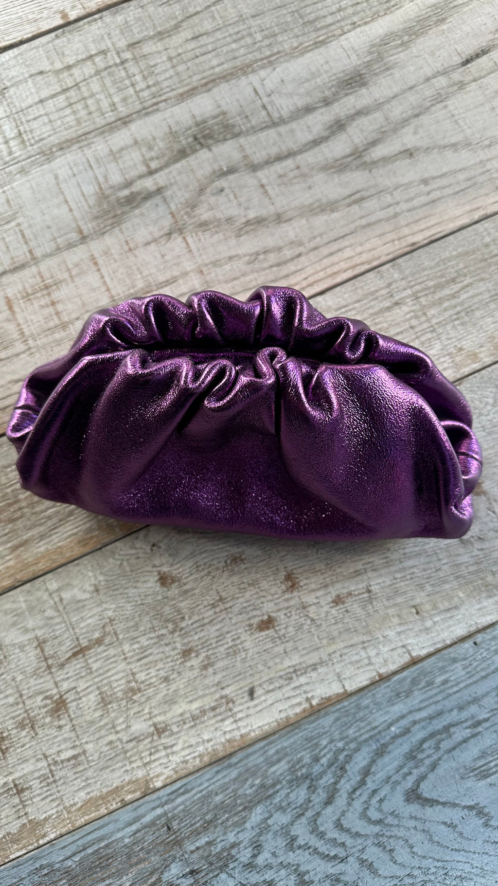 Pochette Clouche Viola Laminata