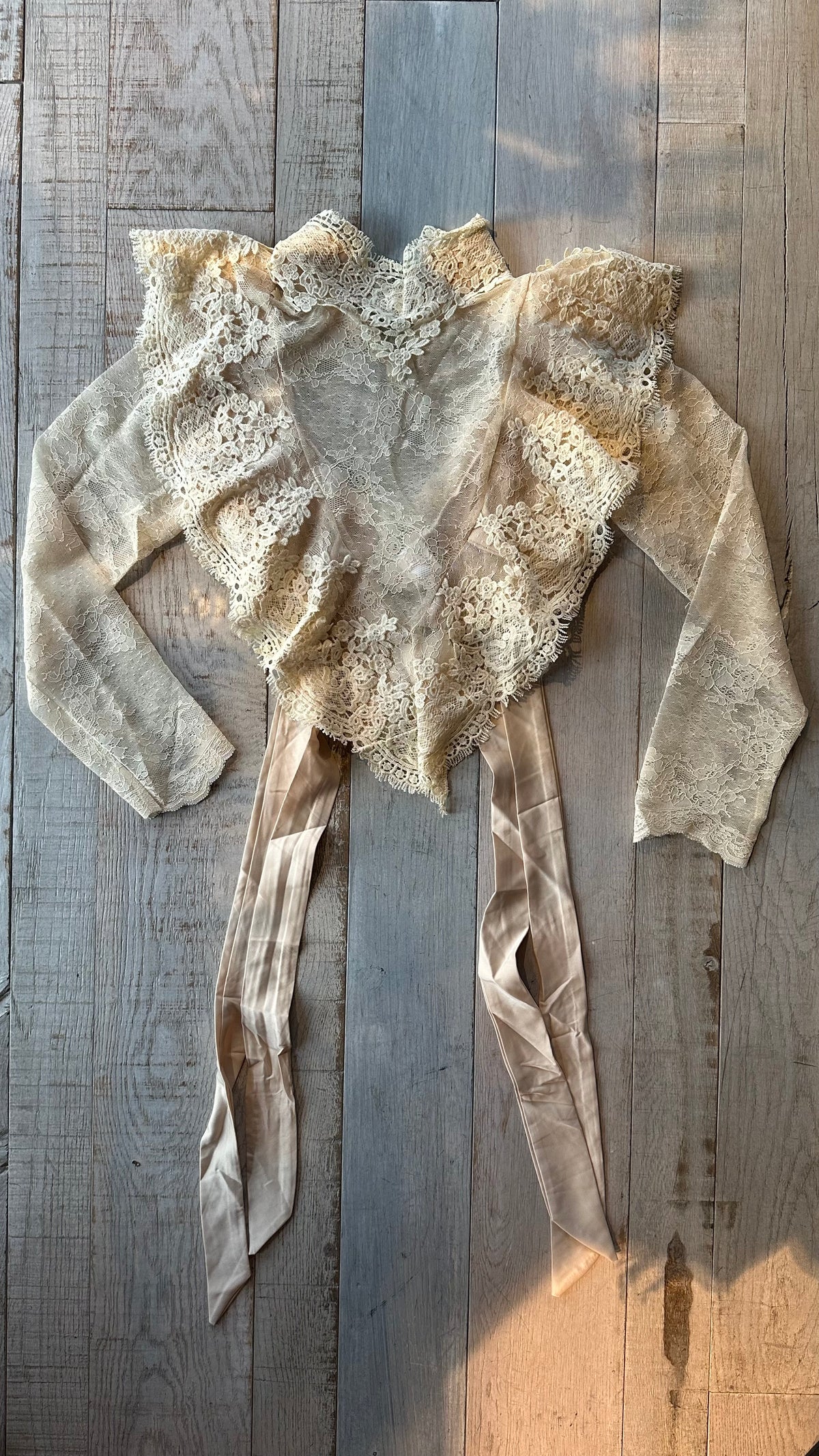 Camicia Top in Pizzo Bianco Panna « Concubine »