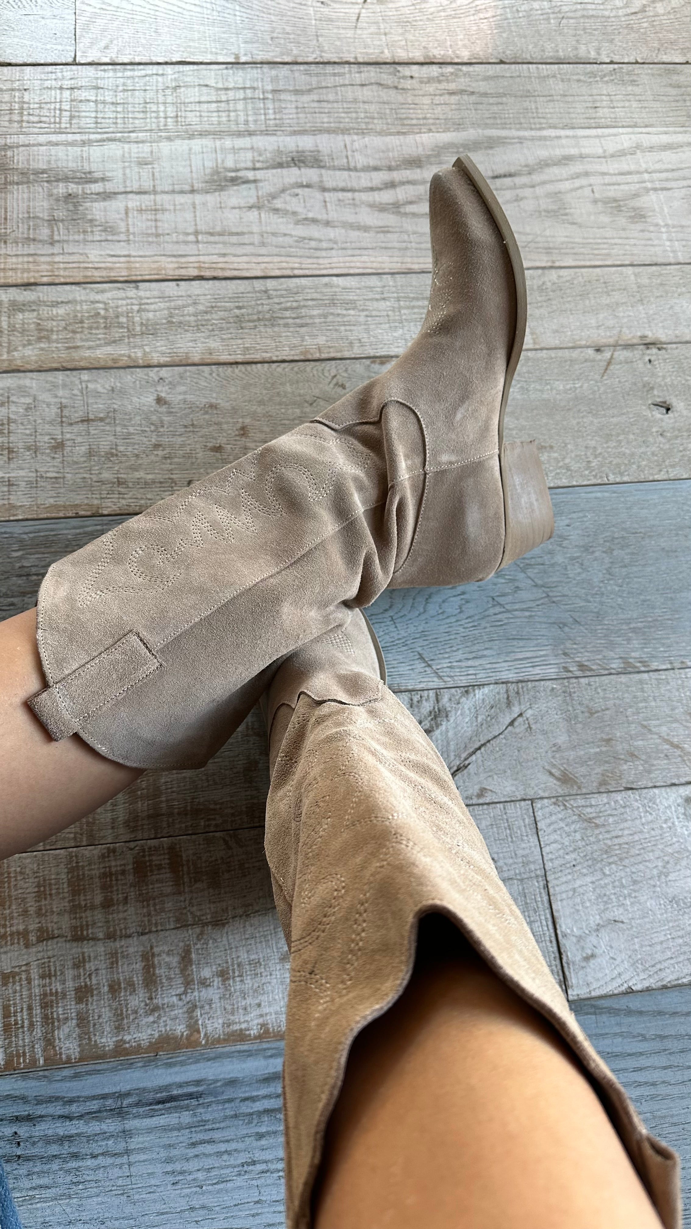 Texano in camoscio Taupe