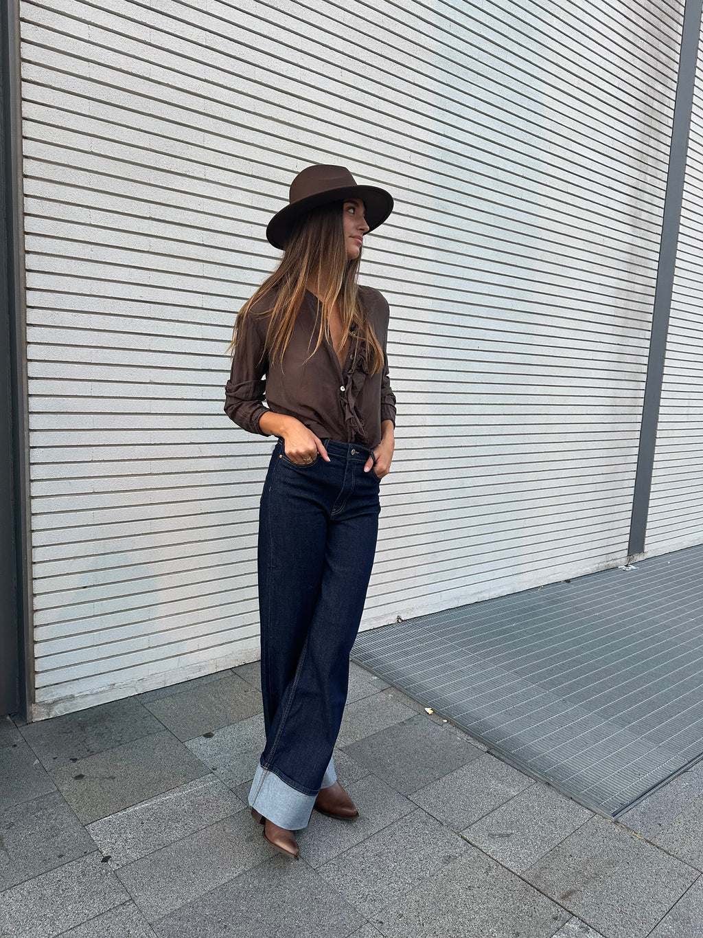 Jeans a palazzo con Risvolto