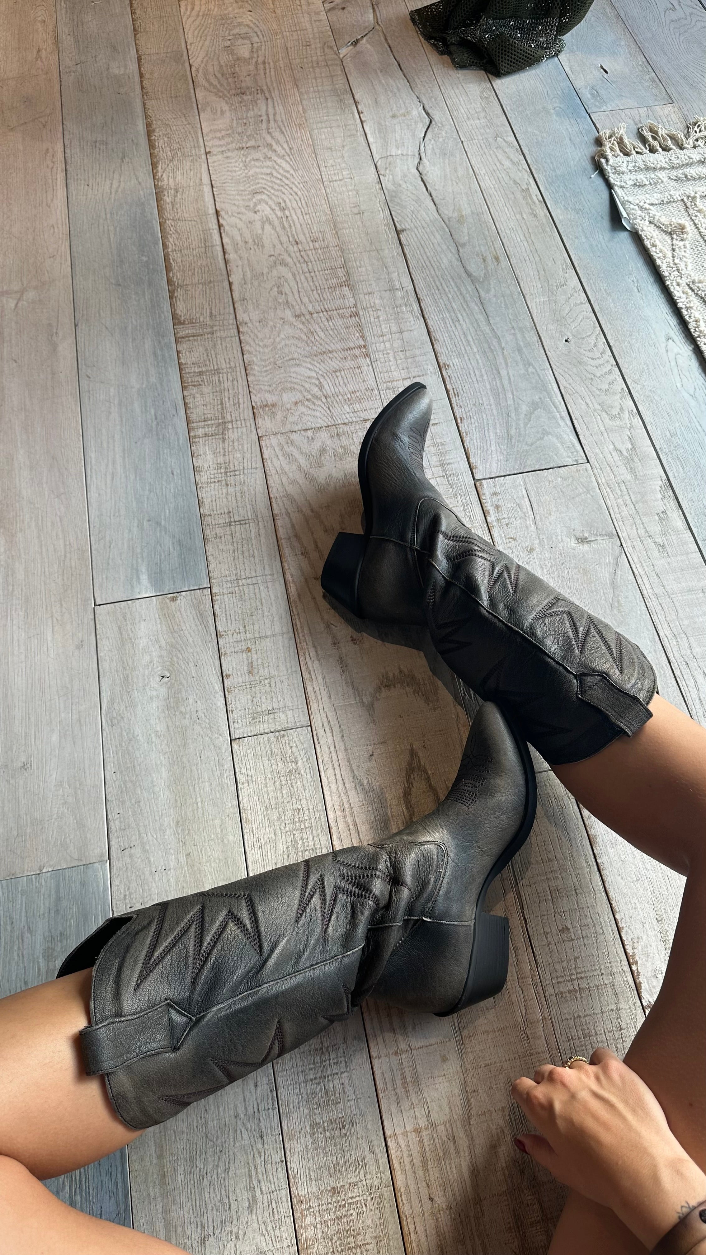 Texano Mid Grey Smoke in Pelle