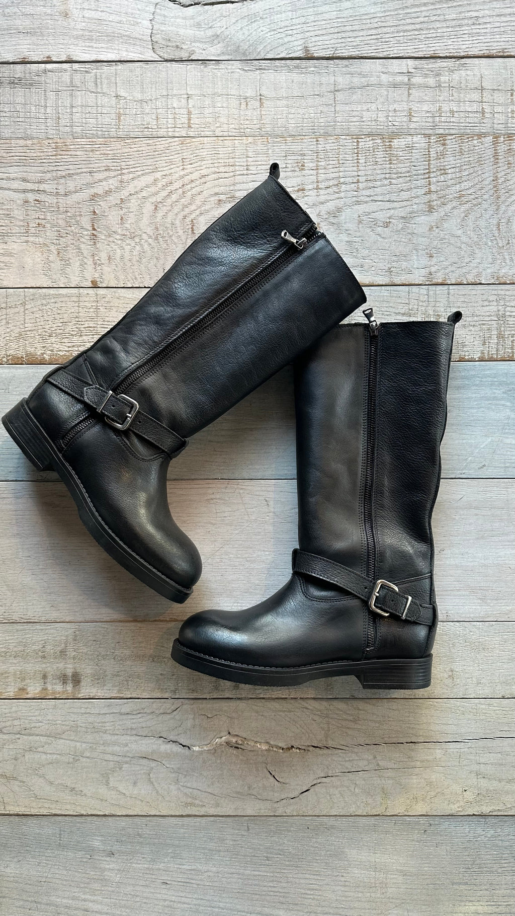 Stivale Biker in pelle Martellata con Zip laterale