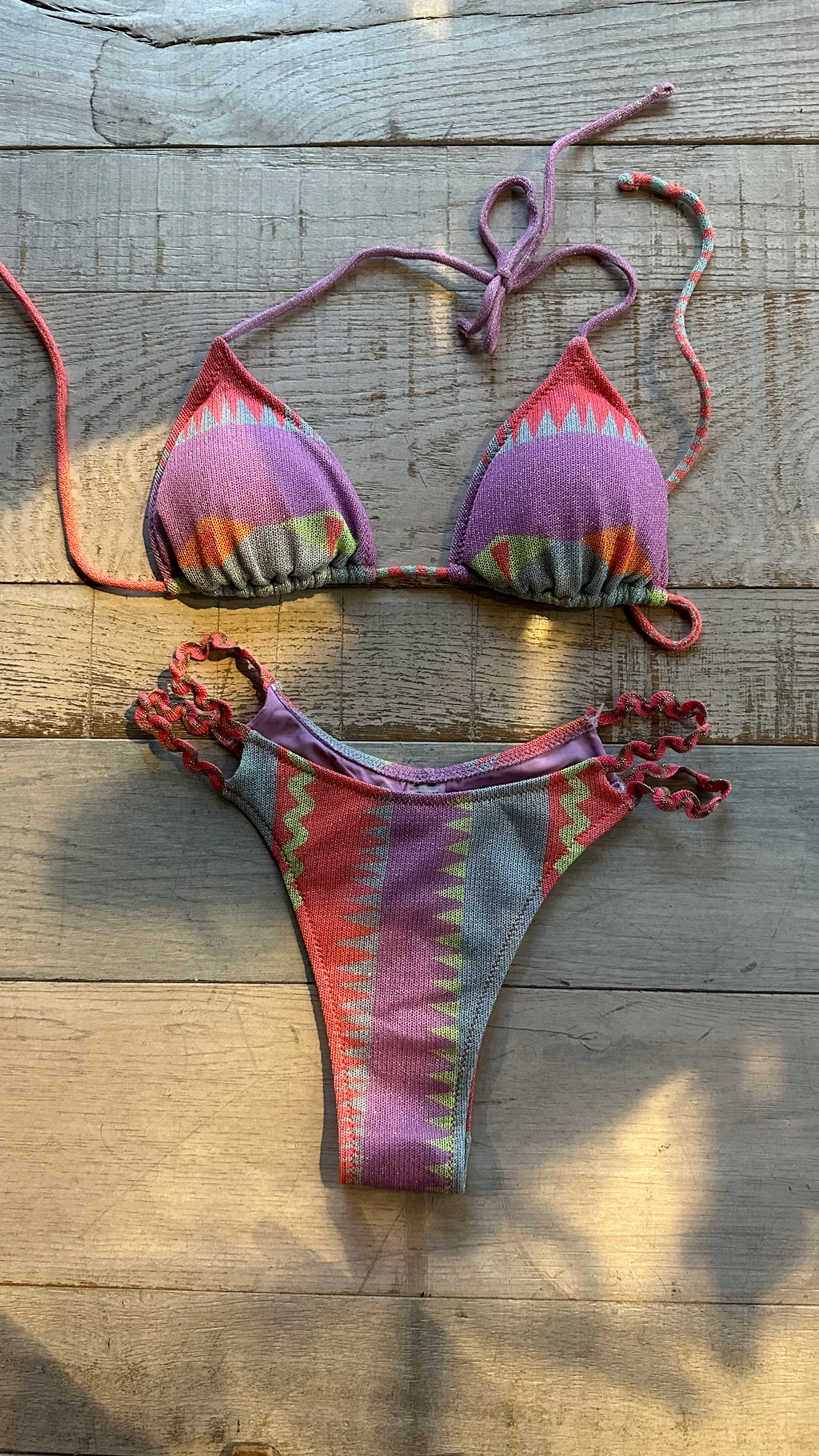 Triangolo Multicolor laccetti Sbambolati