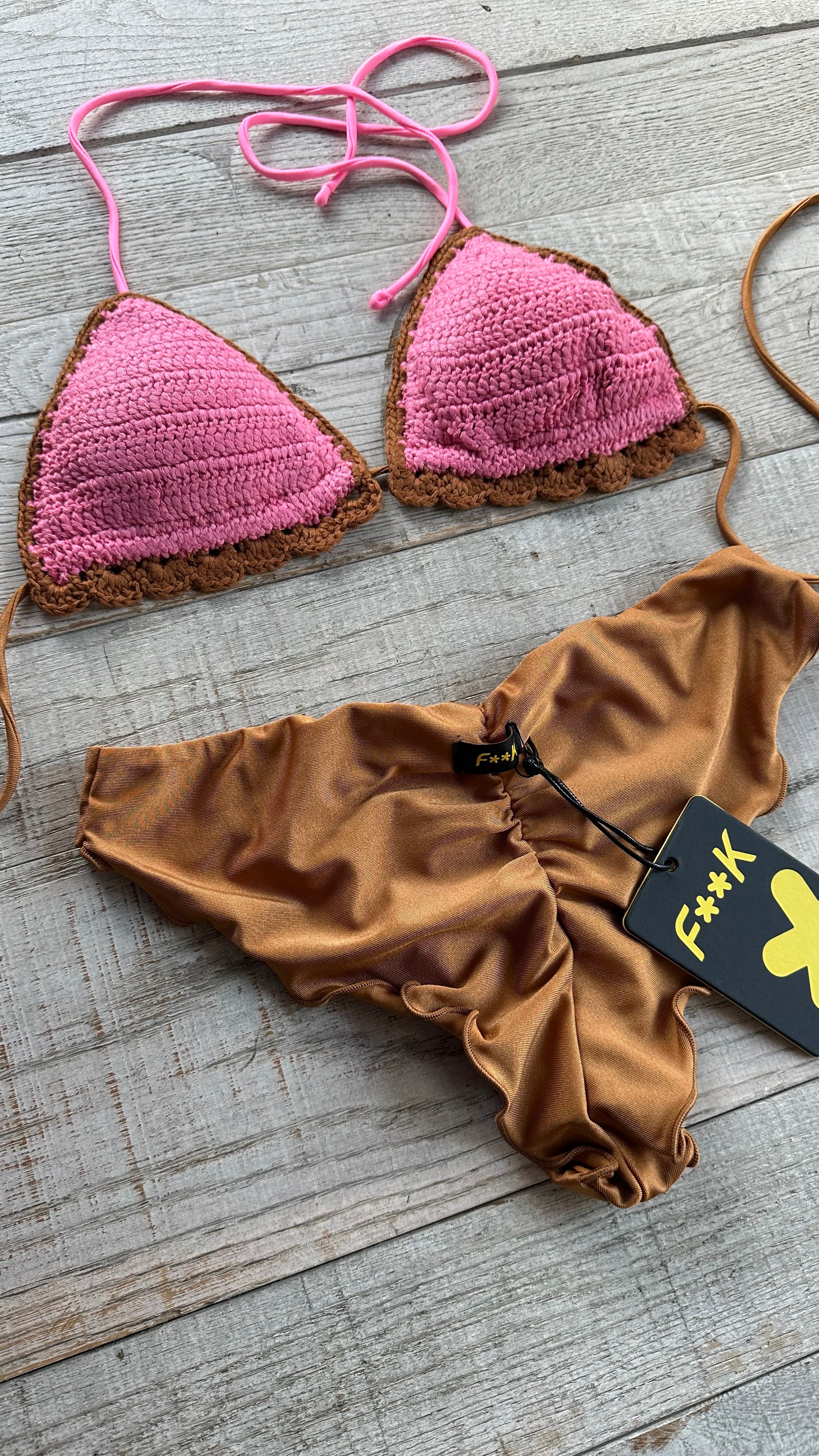 Triangolo crochet Rosa