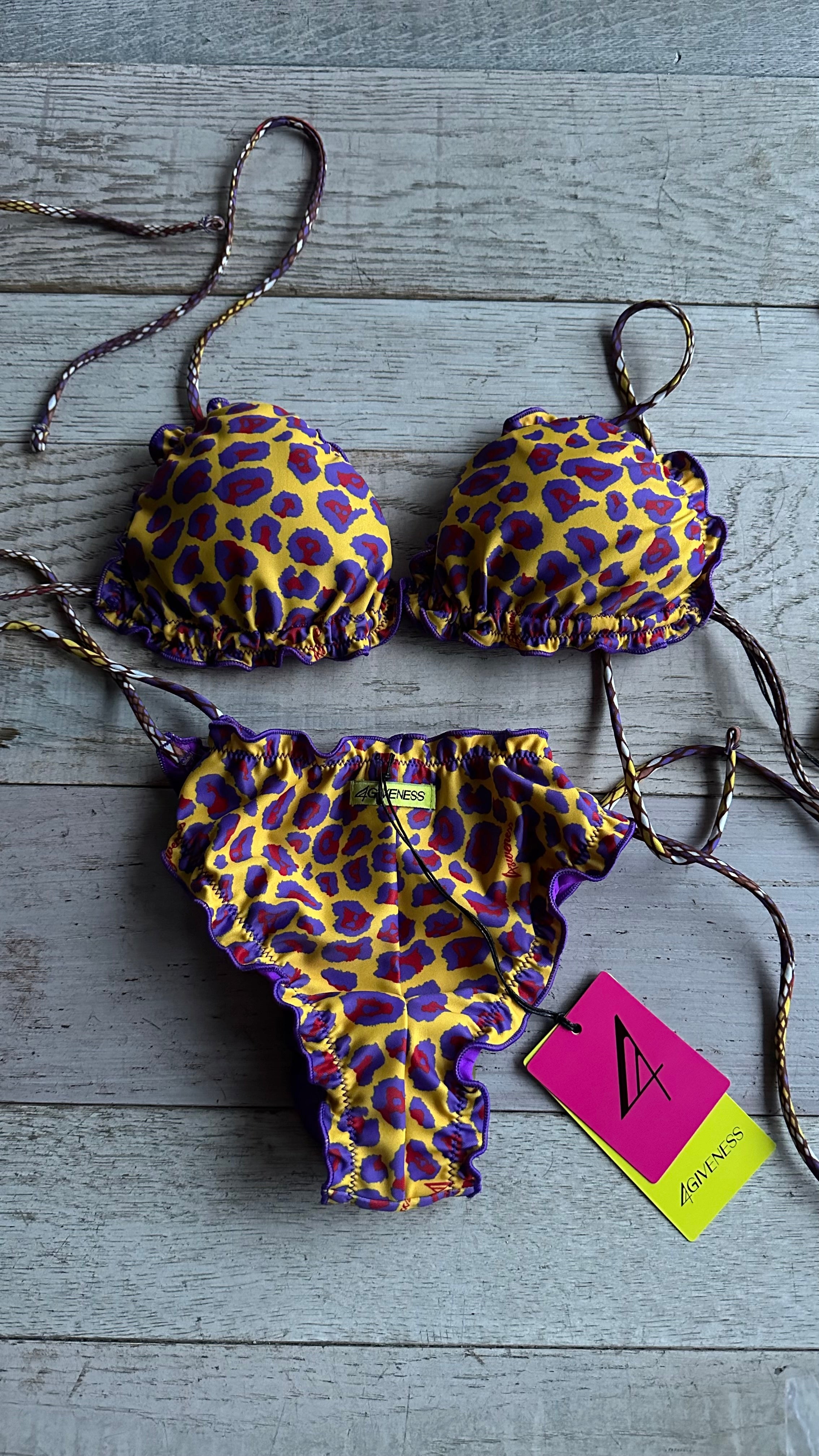 Triangolo Sbambolato Frou Frou Leo Congo