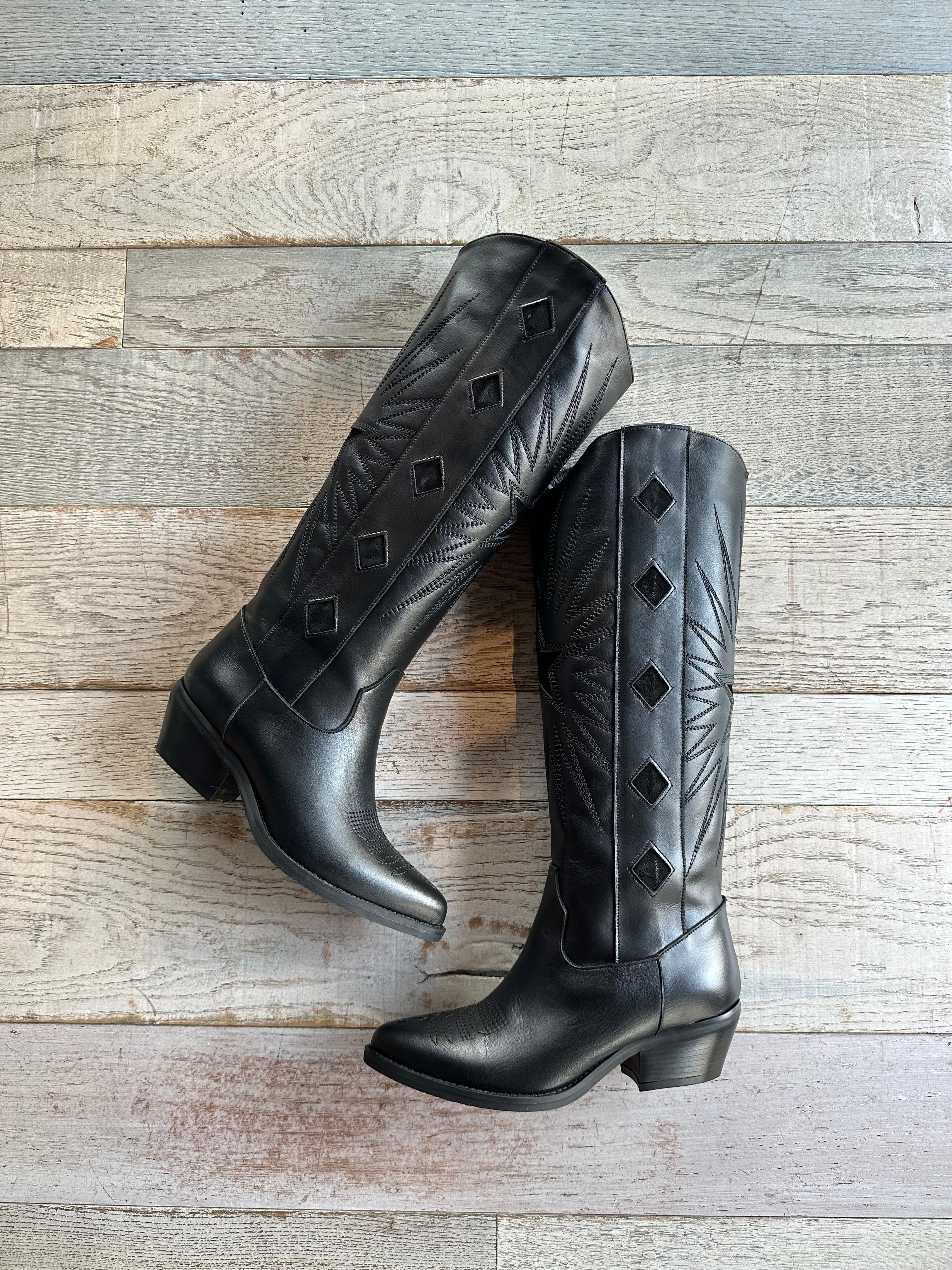 Texano Stella in pelle lucida