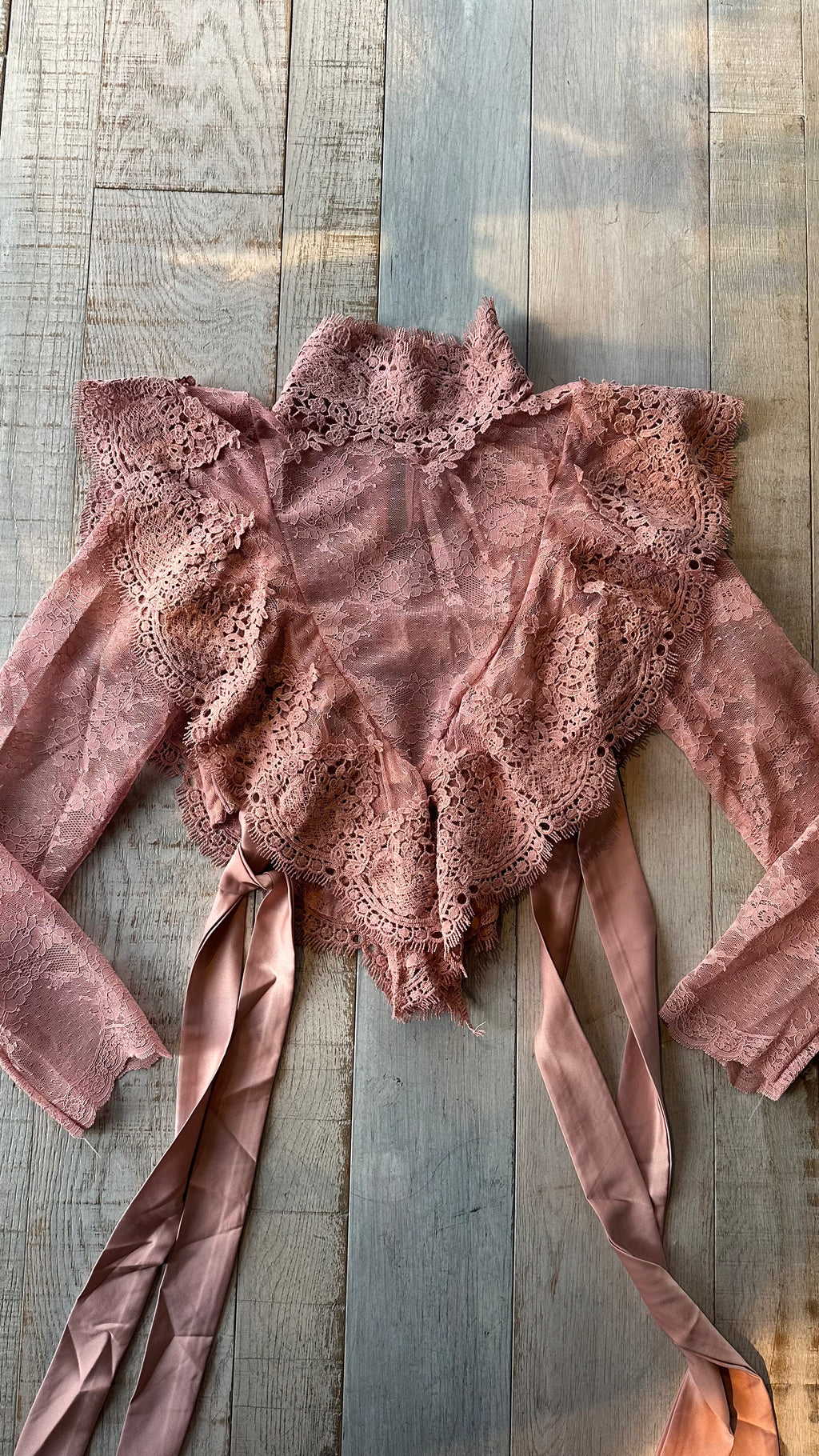 Camicia Top in Pizzo Rosa Antico « Concubine »
