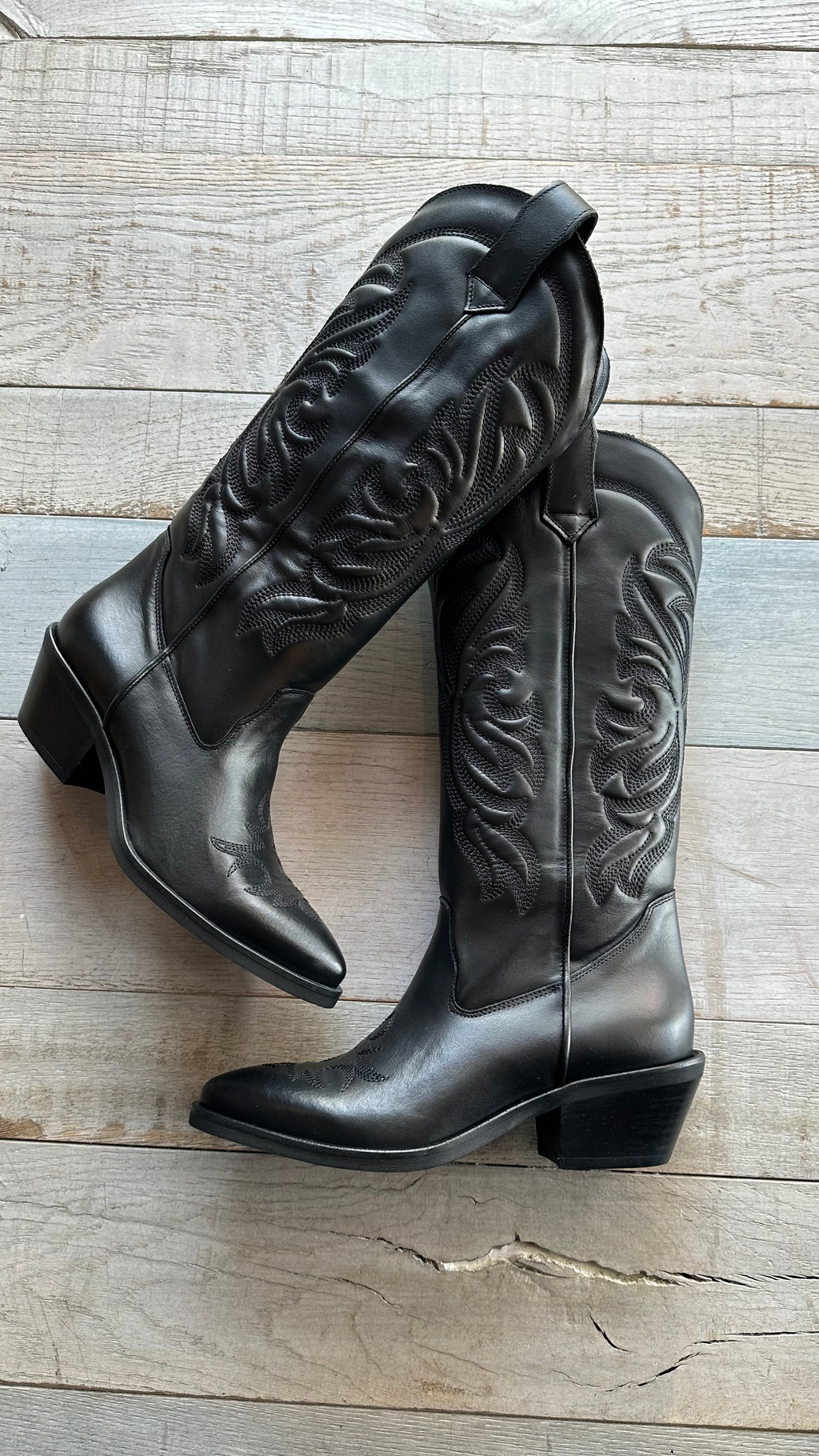 Texano in pelle Nera con Ricamo