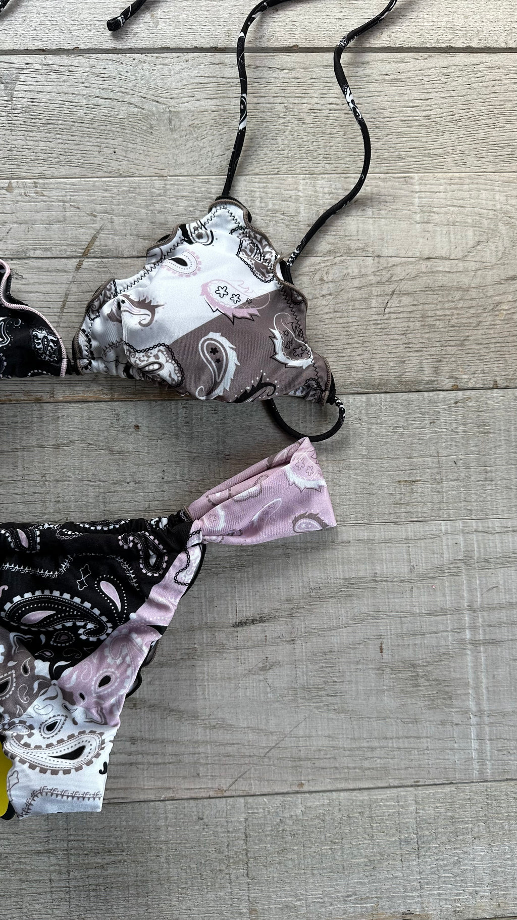 Triangolo bandana rosa slip a tendina