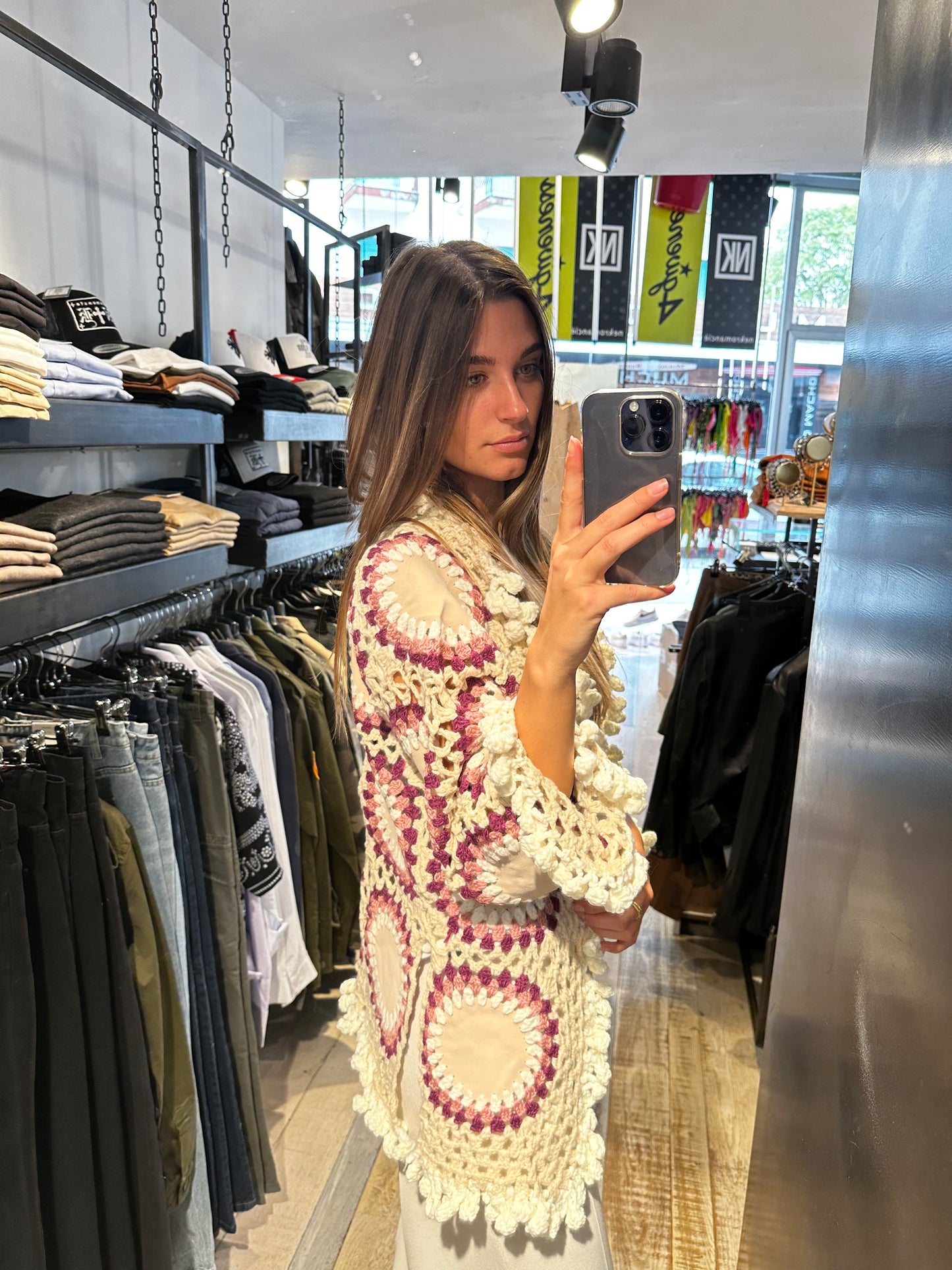 Cardigan in crochet