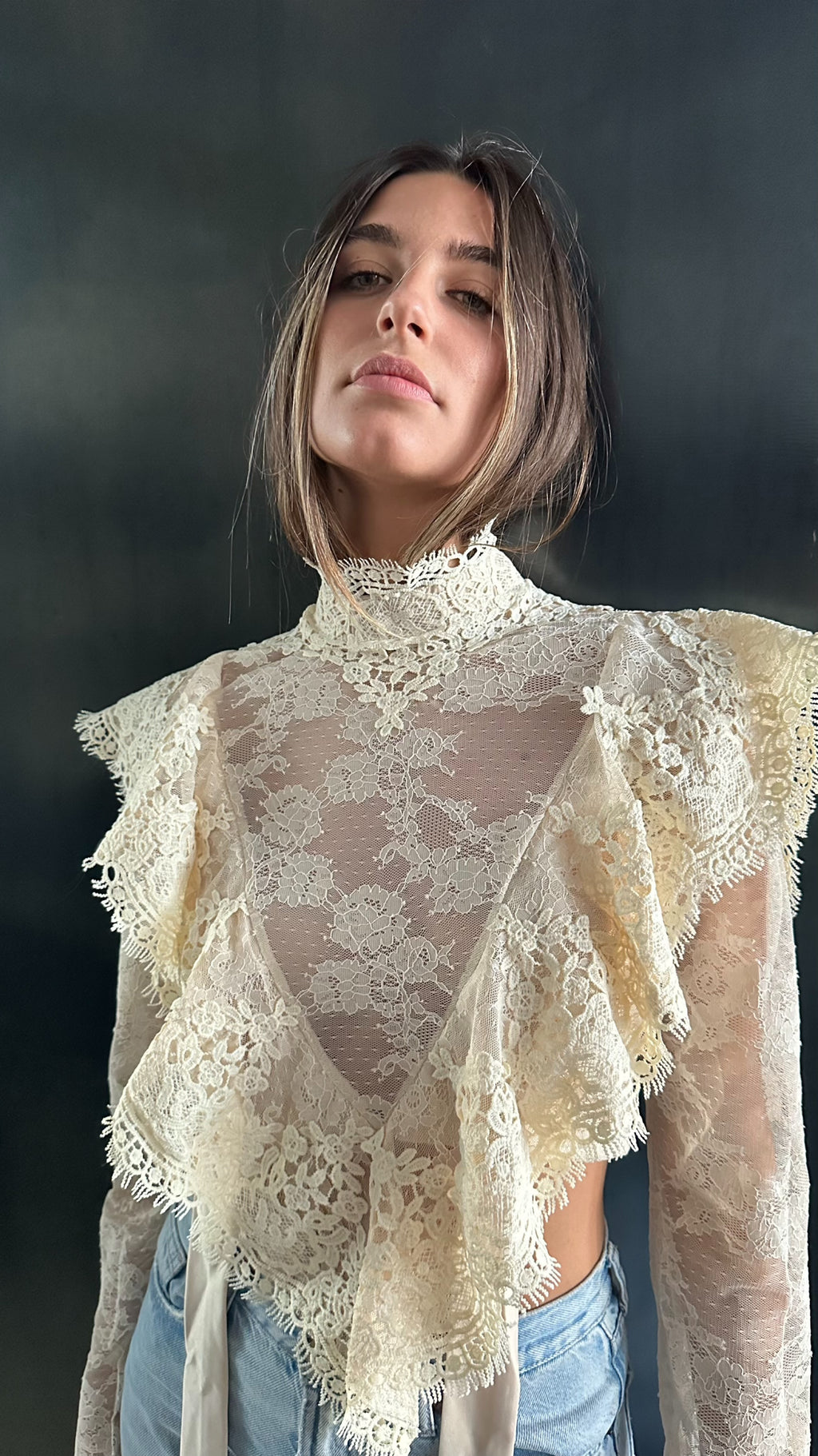 Camicia Top in Pizzo Bianco Panna « Concubine »