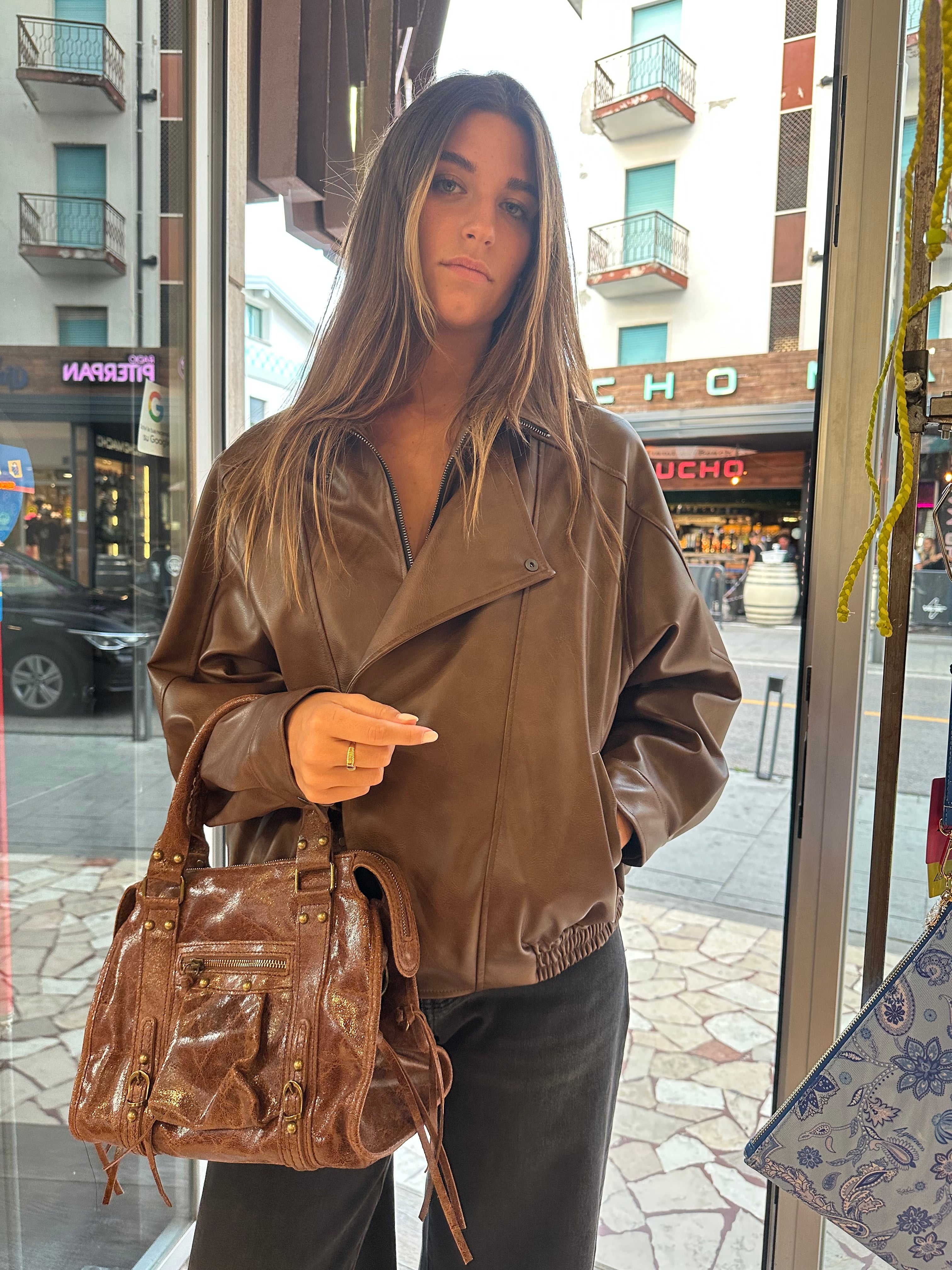 Borsa in Pelle Marrone con Borchie Bronzo