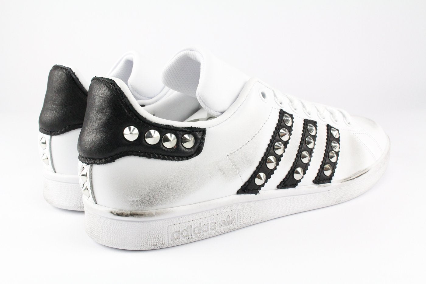 STAN SMITH BANDE NERE E BORCHIE